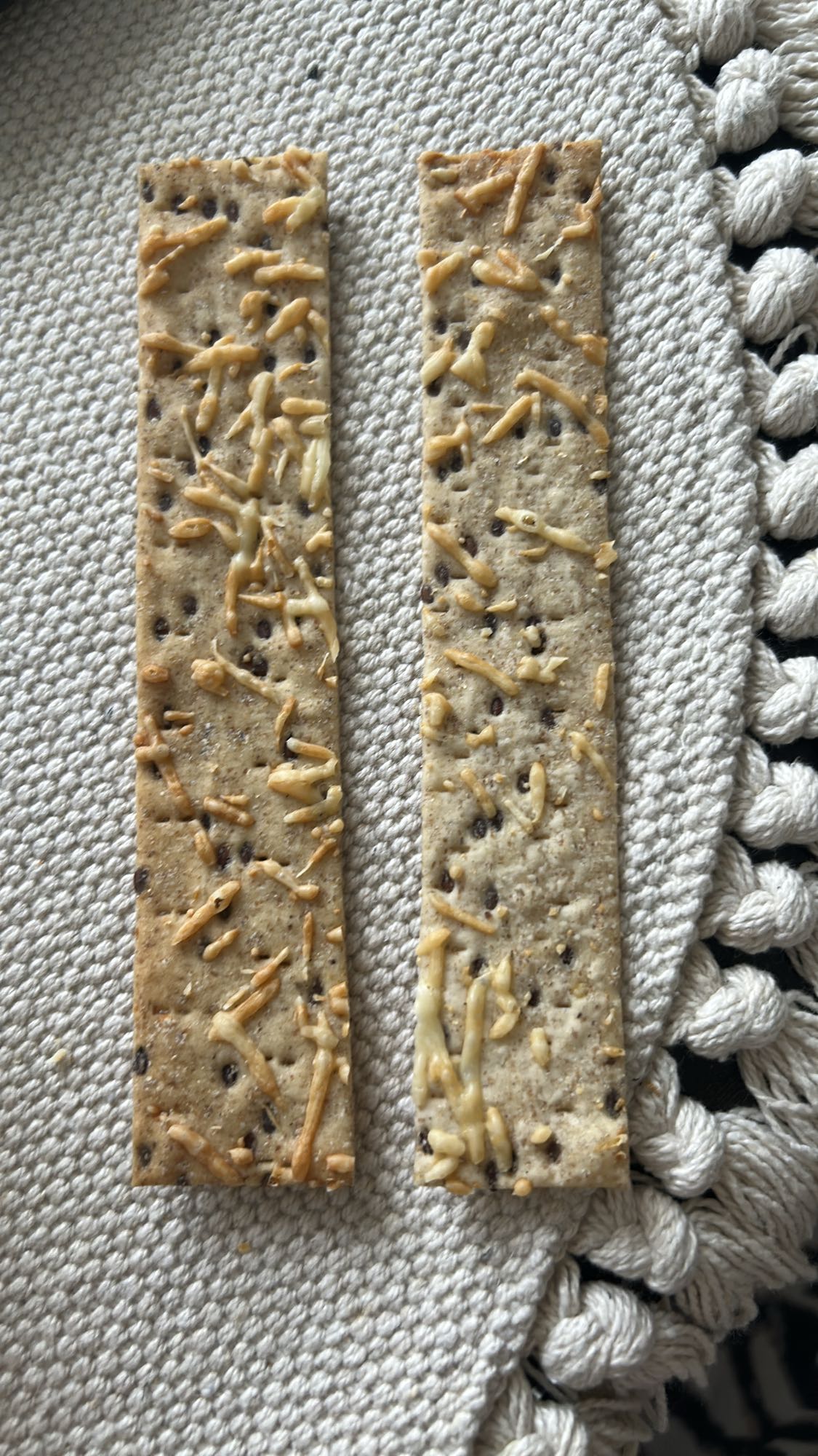 Crackers cu brânză