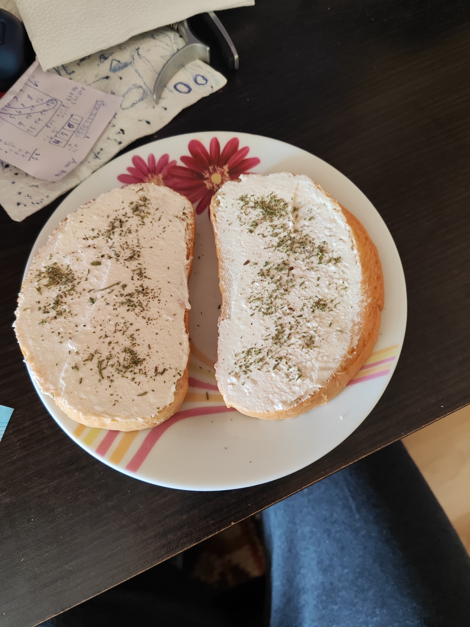 Cream Cheese Herb Toast