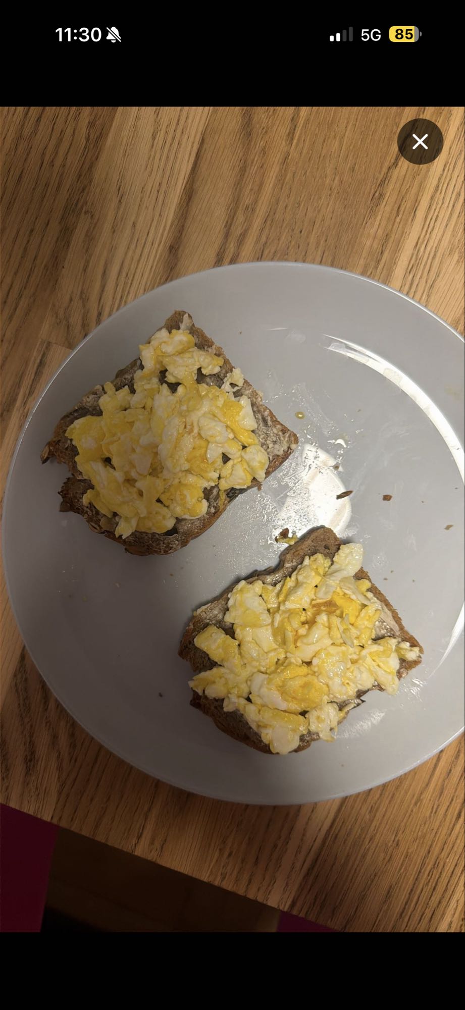 Jajecznica na chlebie