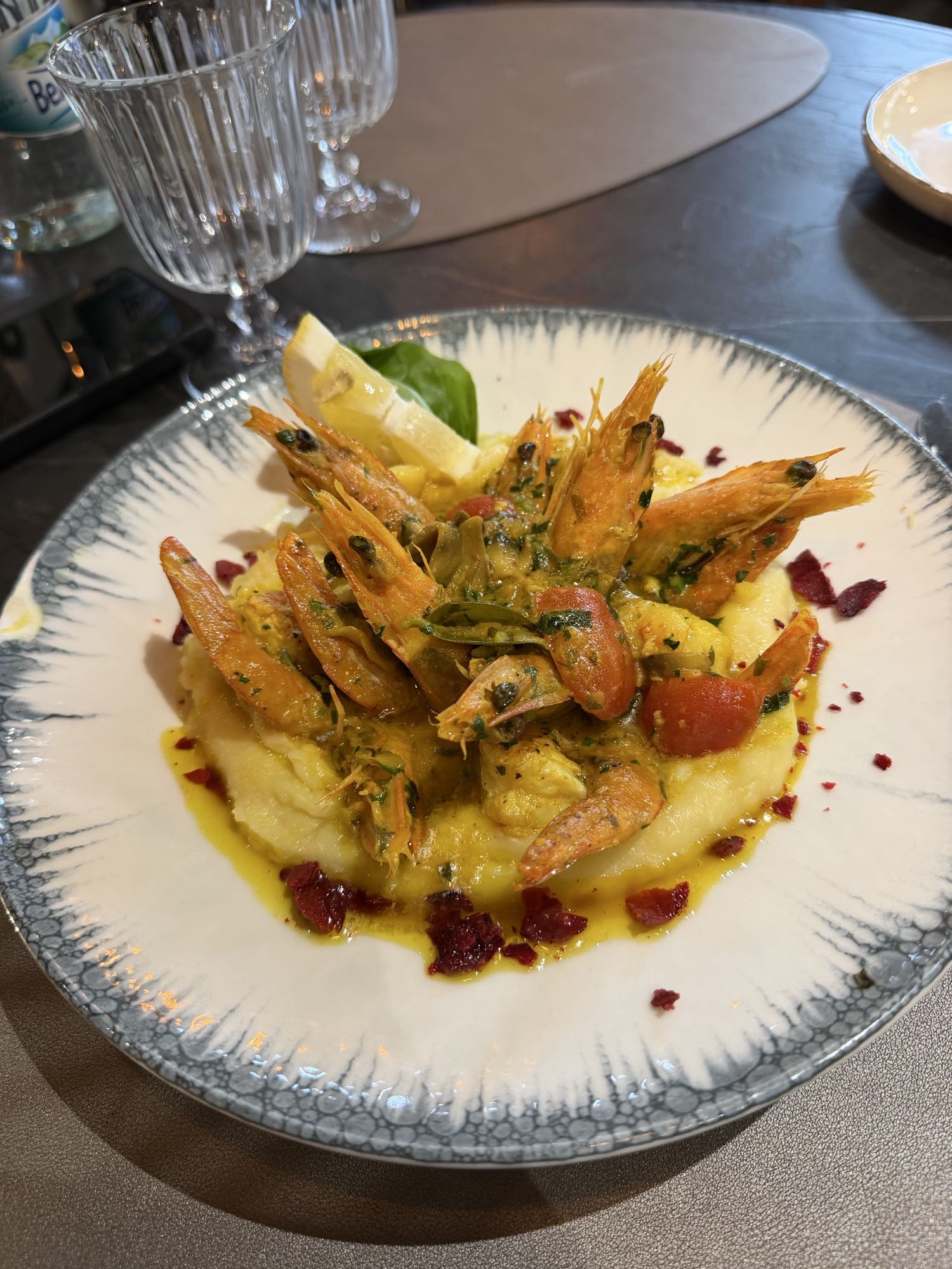 Karidesli patates püresi