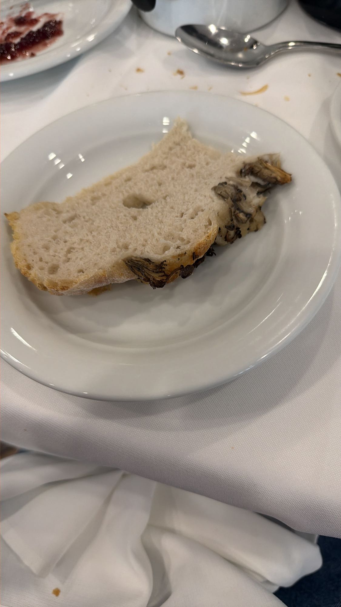 Pão com cogumelos