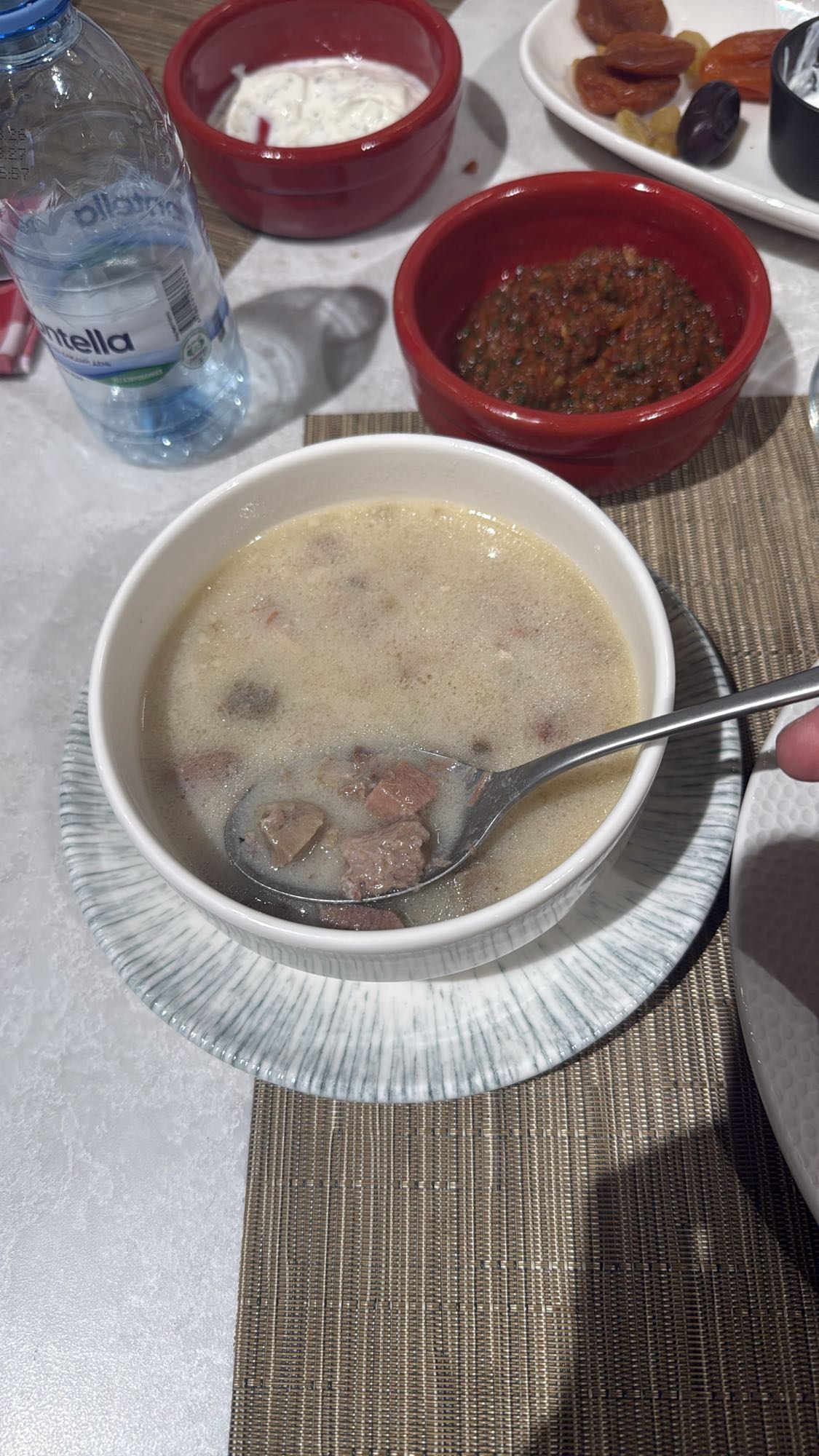 мясной суп