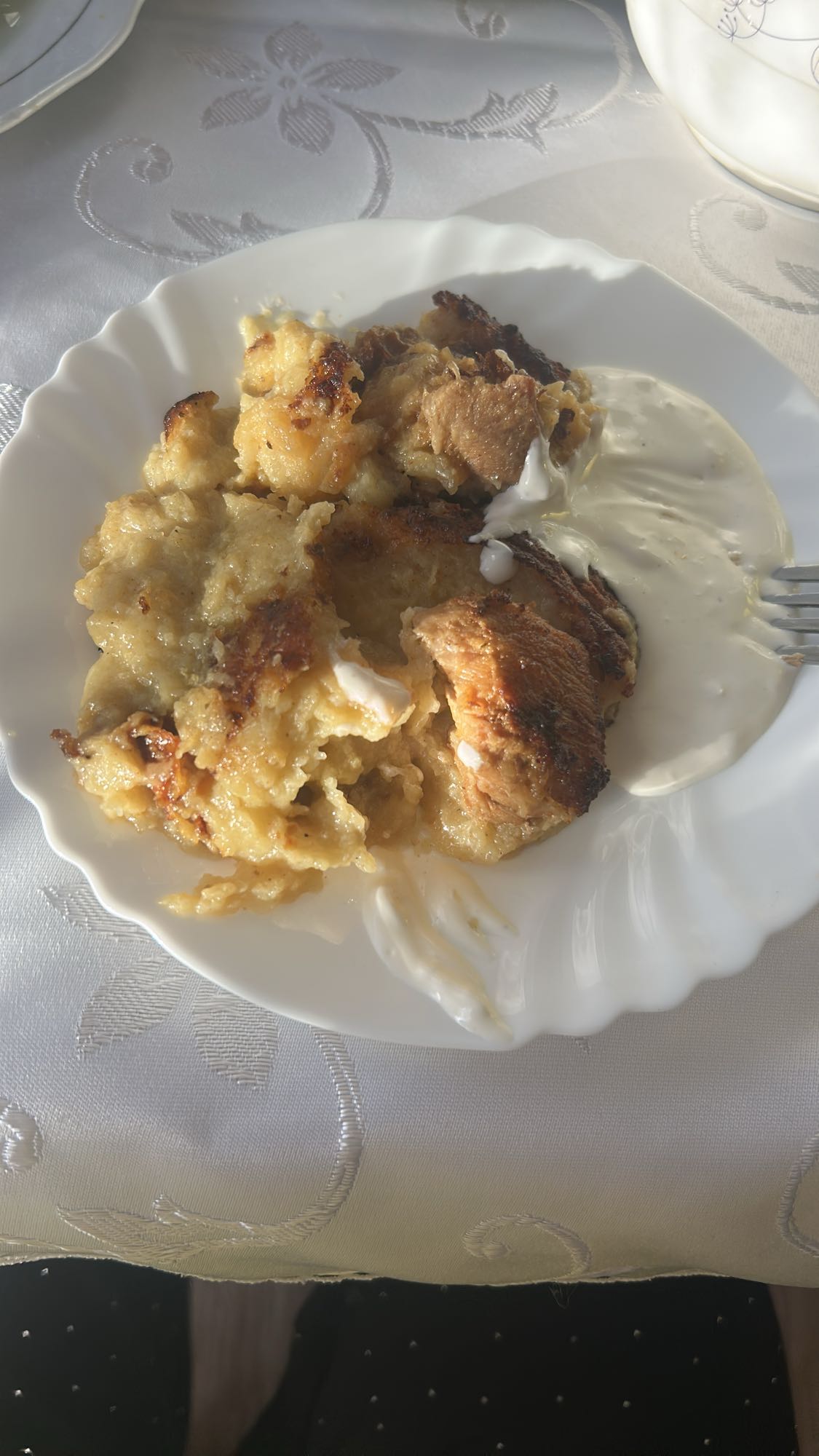 babka ziemniaczana z mięsem i śmietaną