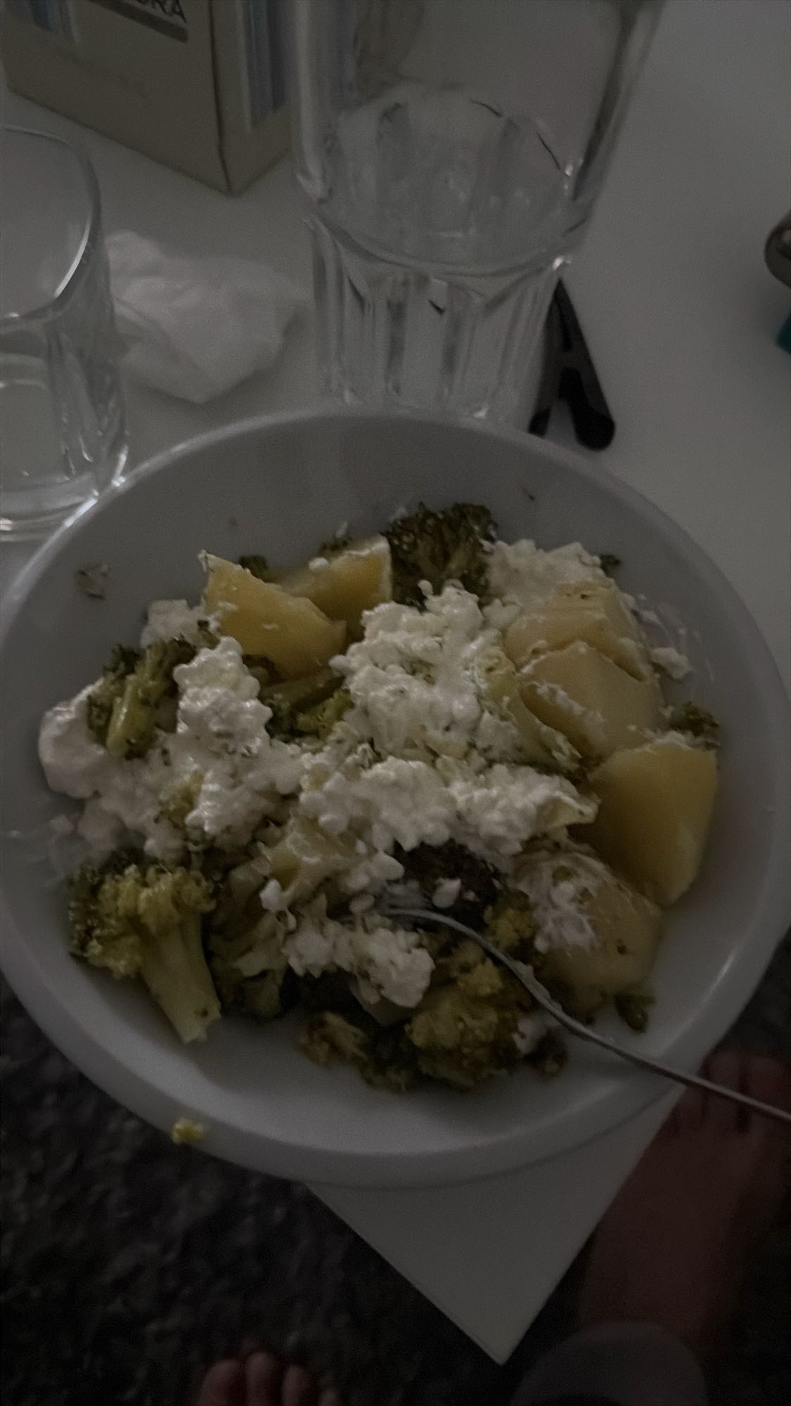 Brokkoli Kartoffel Hüttenkäse