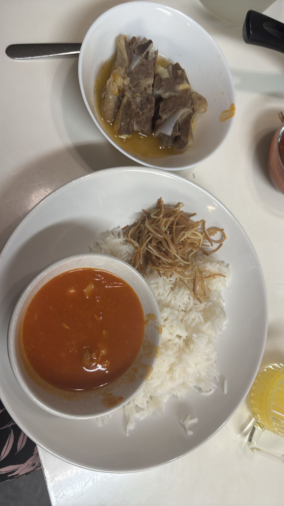 Ris med köttgryta och soppa