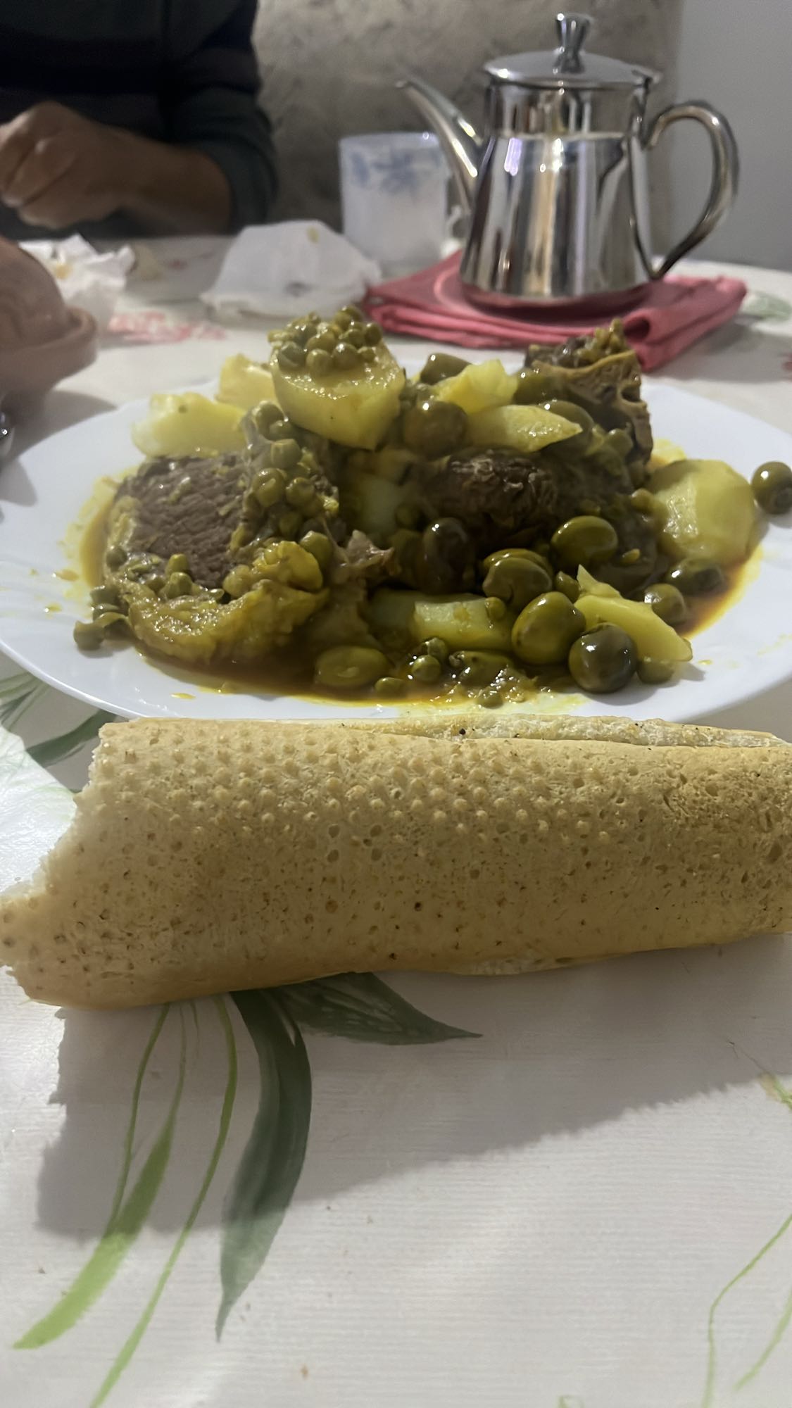 Tajine aux légumes et crêpe