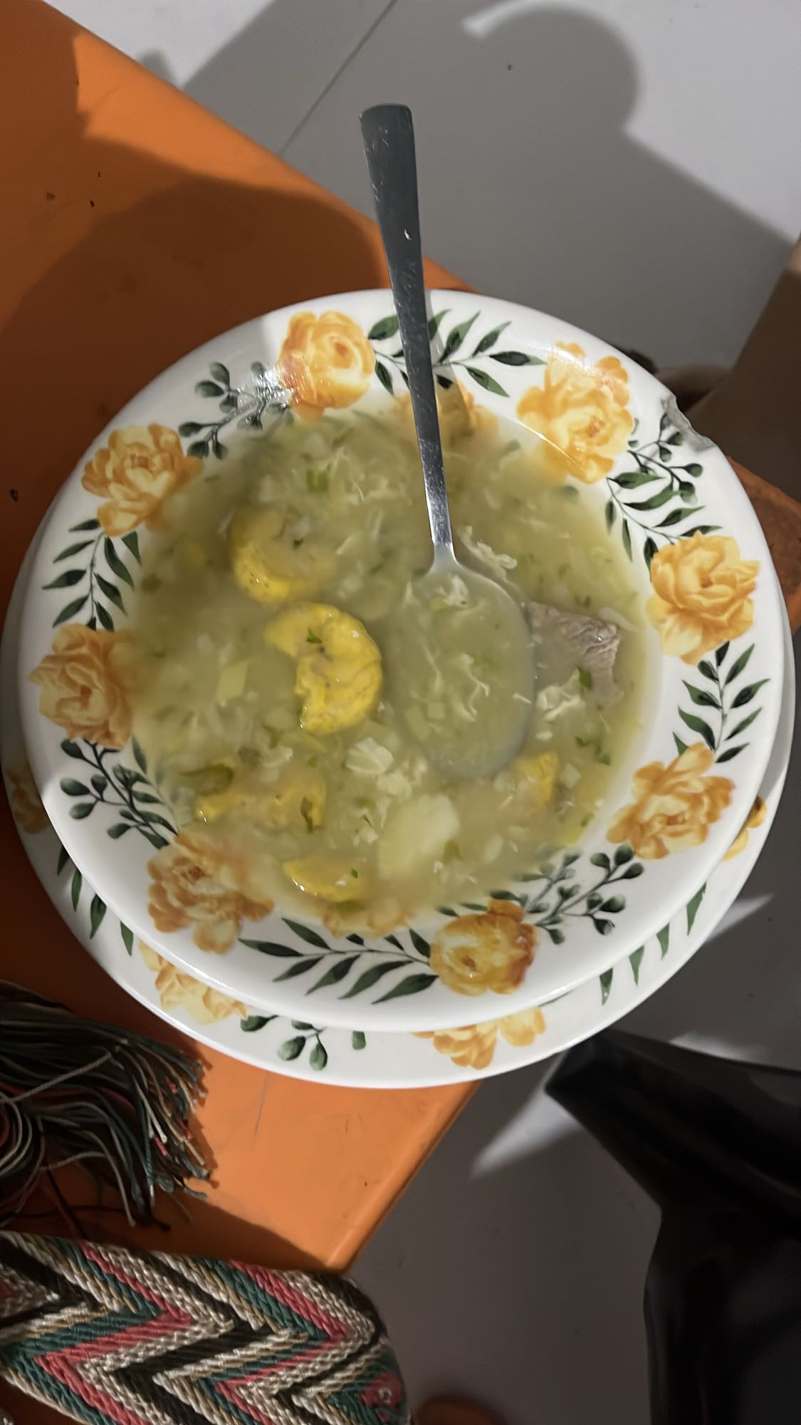 sopa de plátano y carne