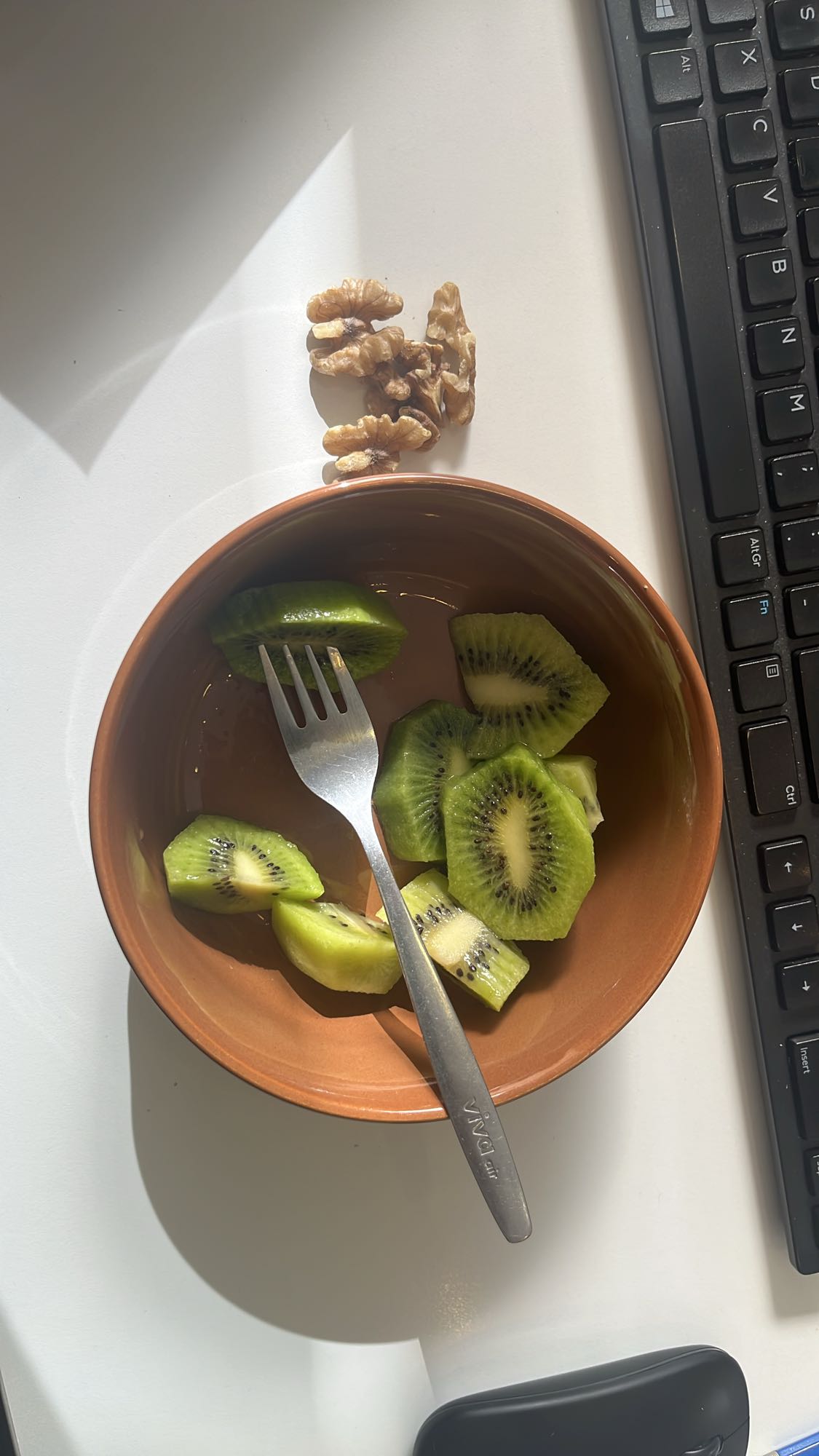 Kiwi con nueces