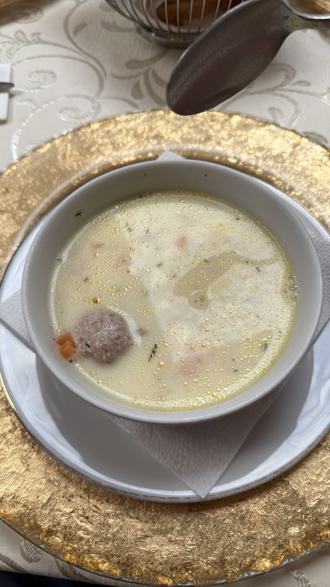 Meatball yogurt soup