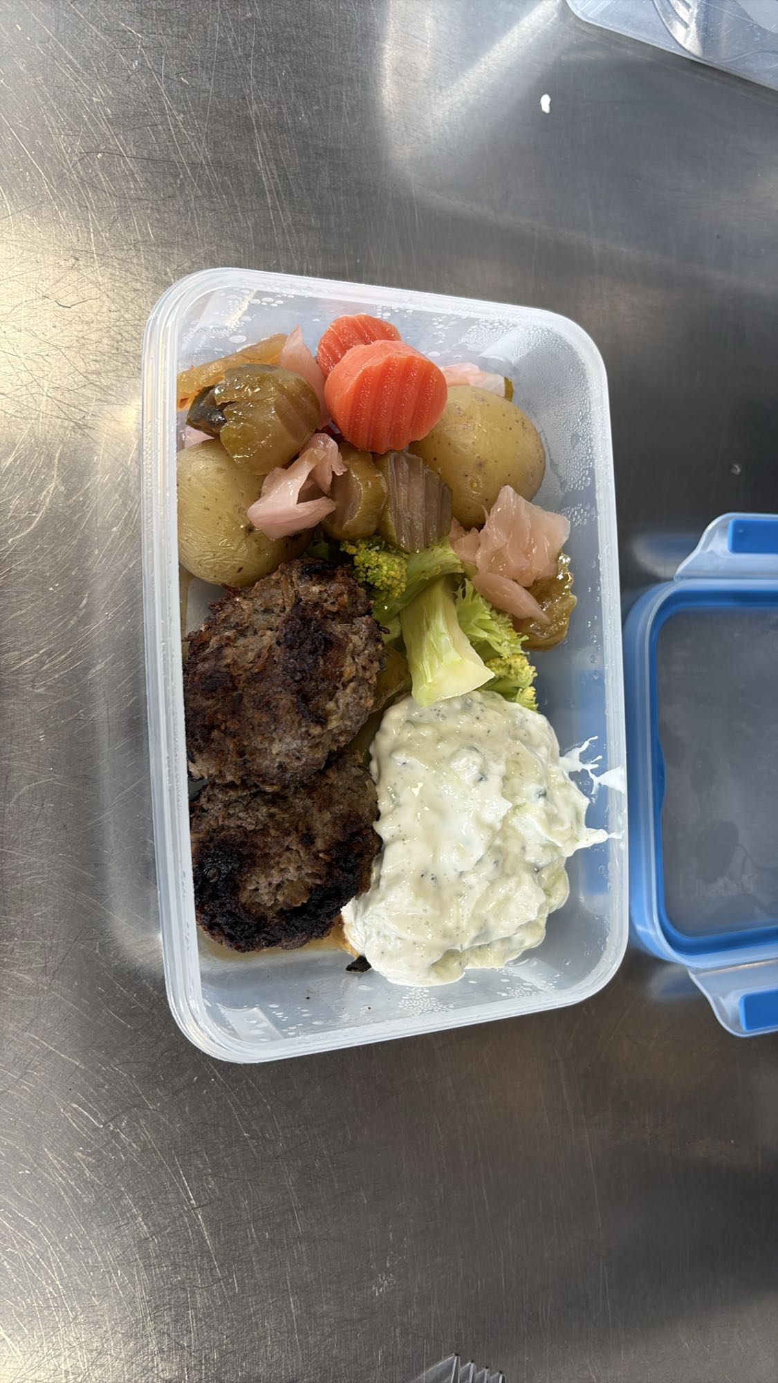 Köttfärsbiffar med potatis