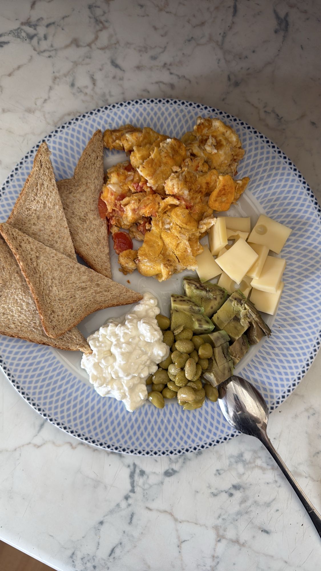 Egg veggie breakfast plate