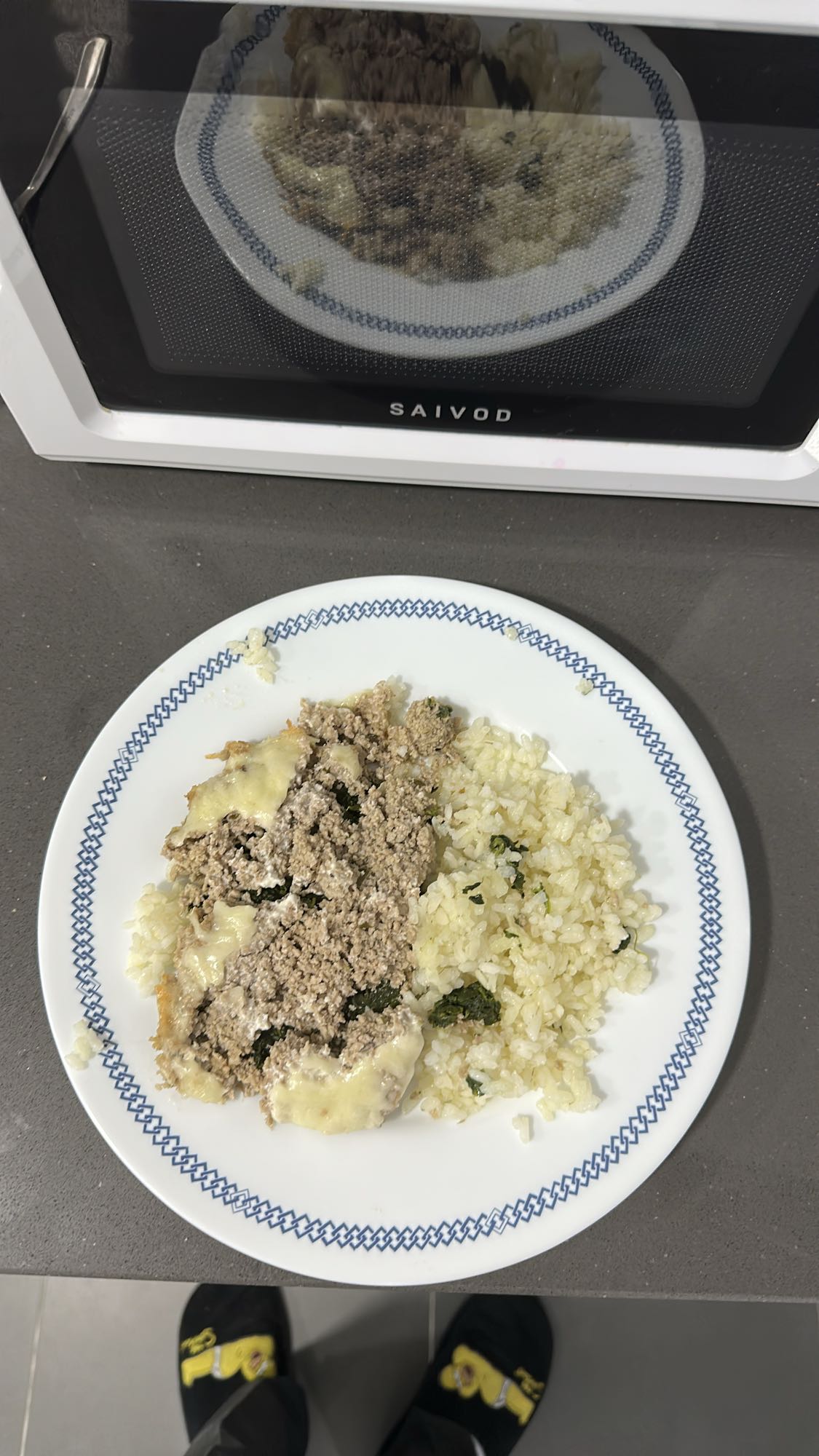 arroz con carne y queso