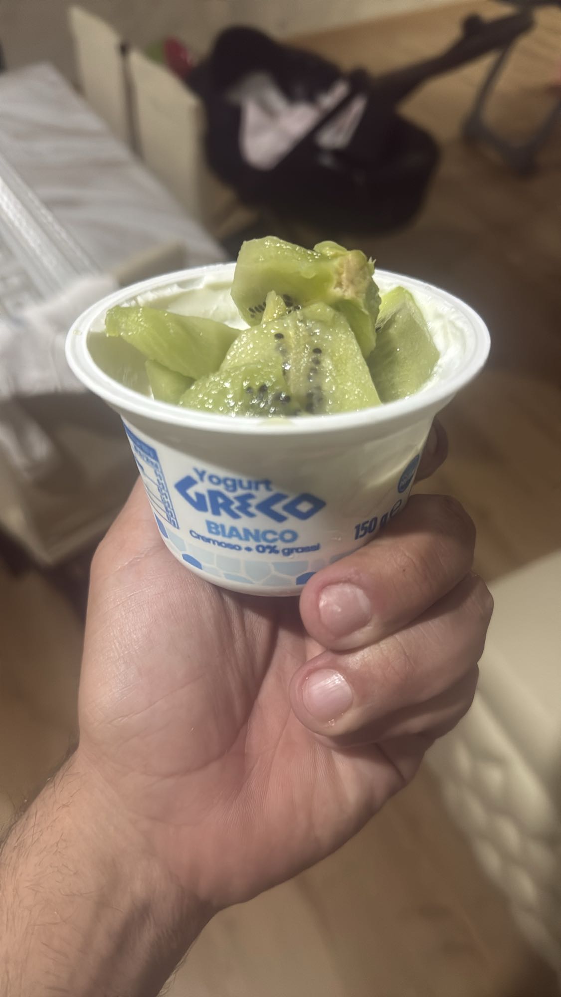 Yogurt greco con kiwi