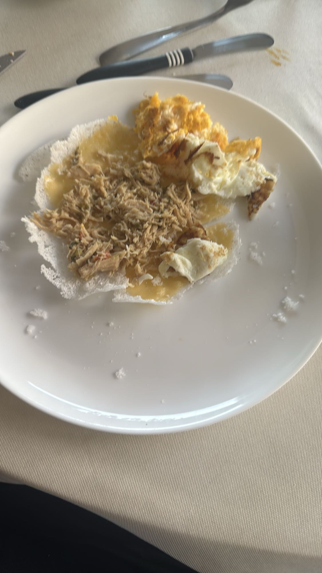 Tapioca com frango e ovo