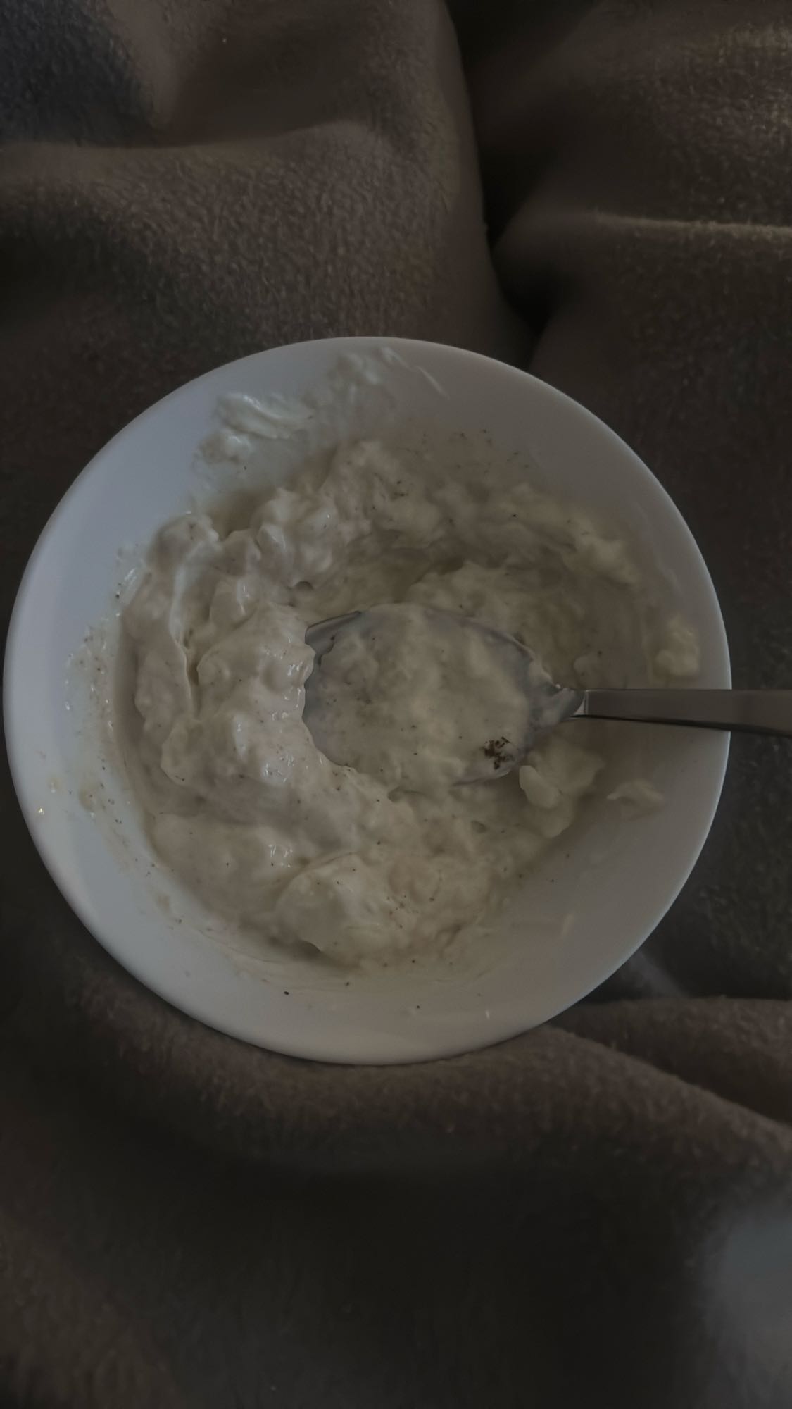 Kesoröra med yoghurt