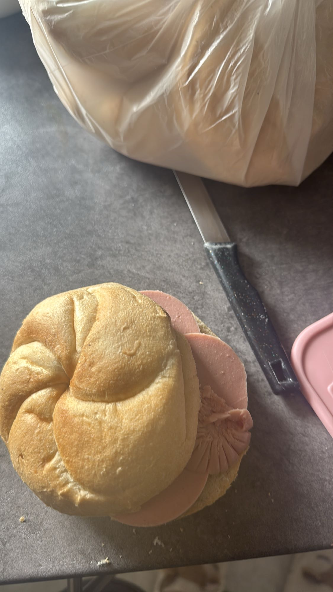 Wurstbrötchen