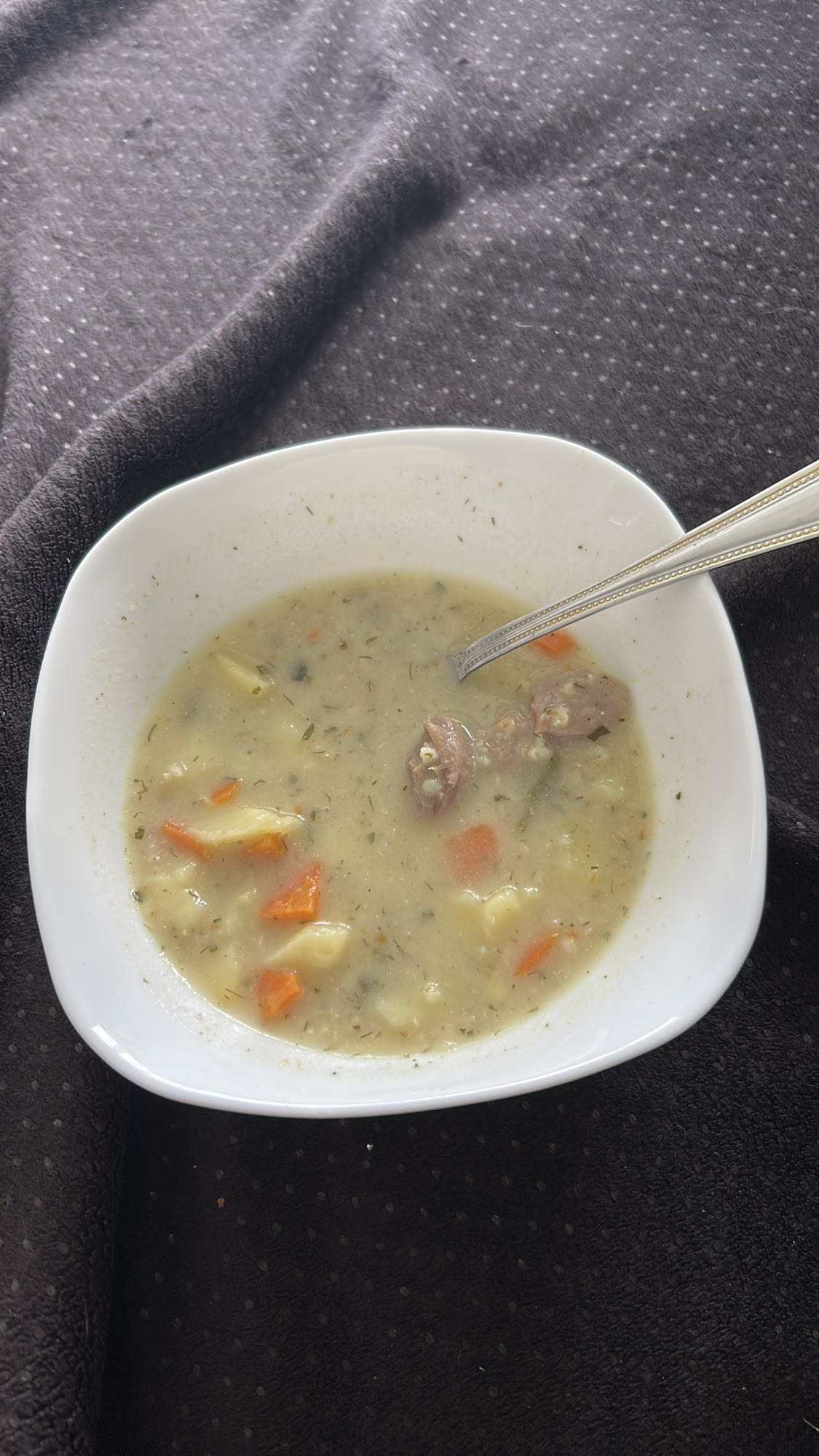 zupa z mięsem i warzywami