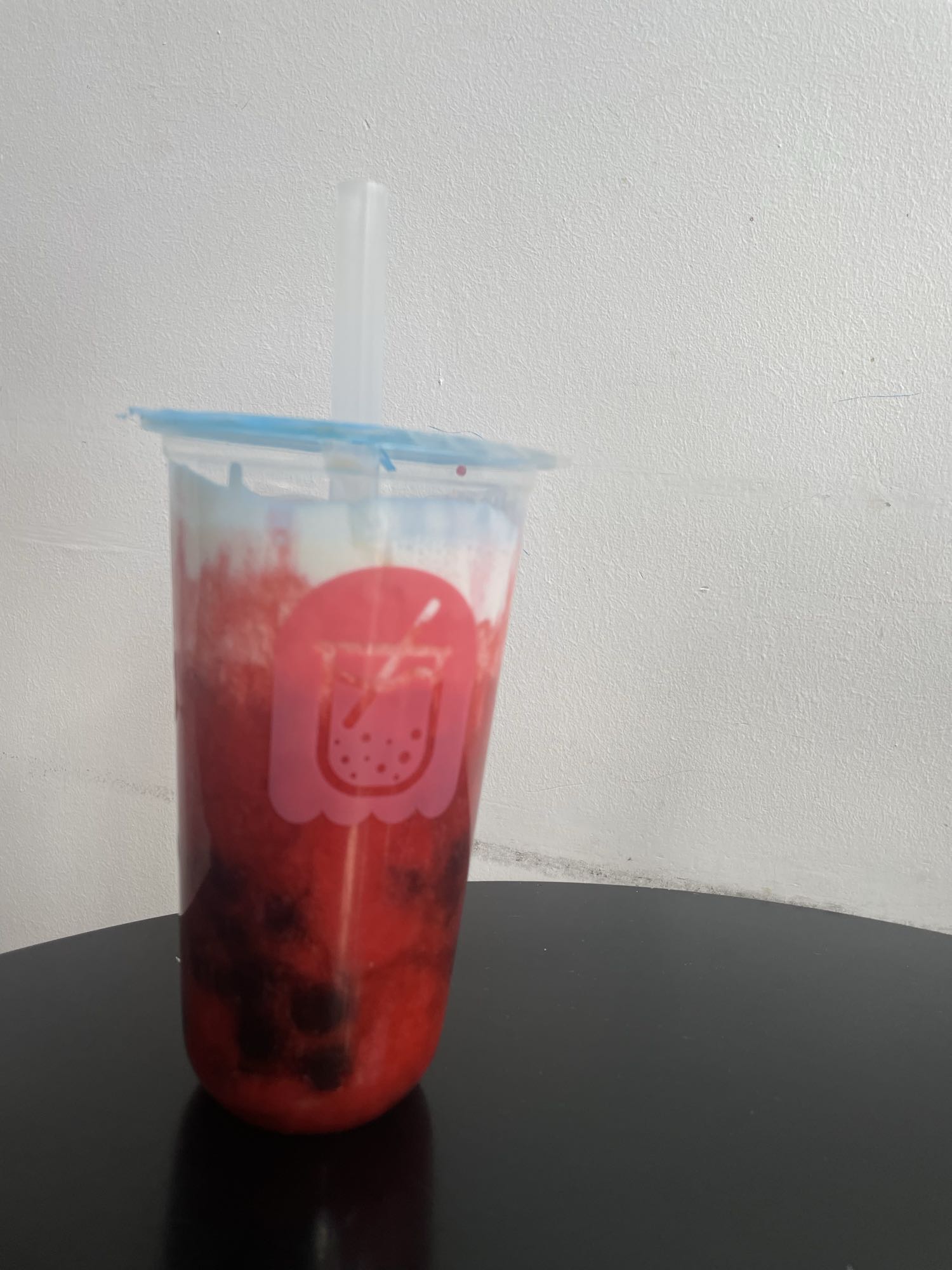 truskawkowa bubble tea