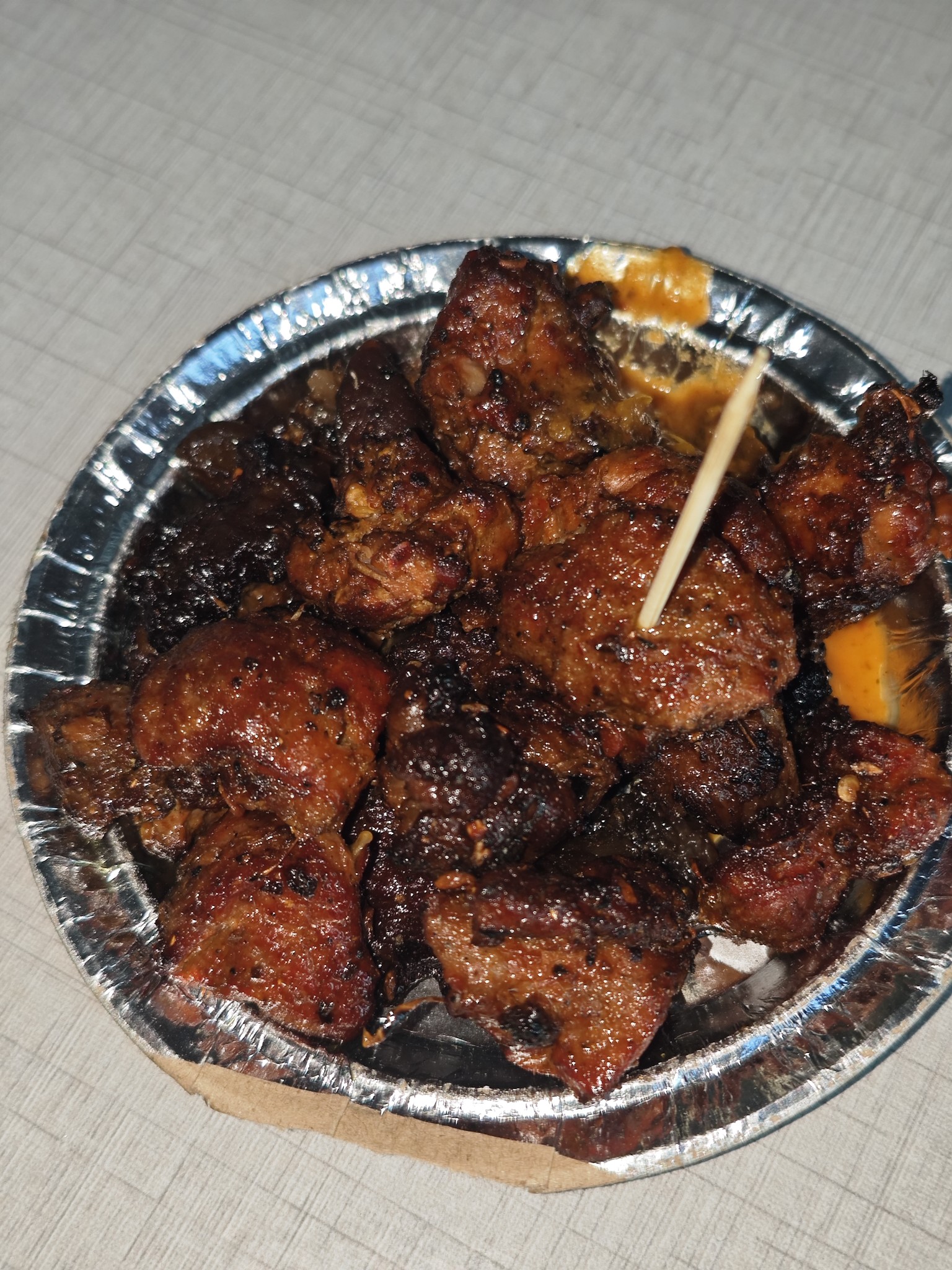 Spicy grilled chicken bites