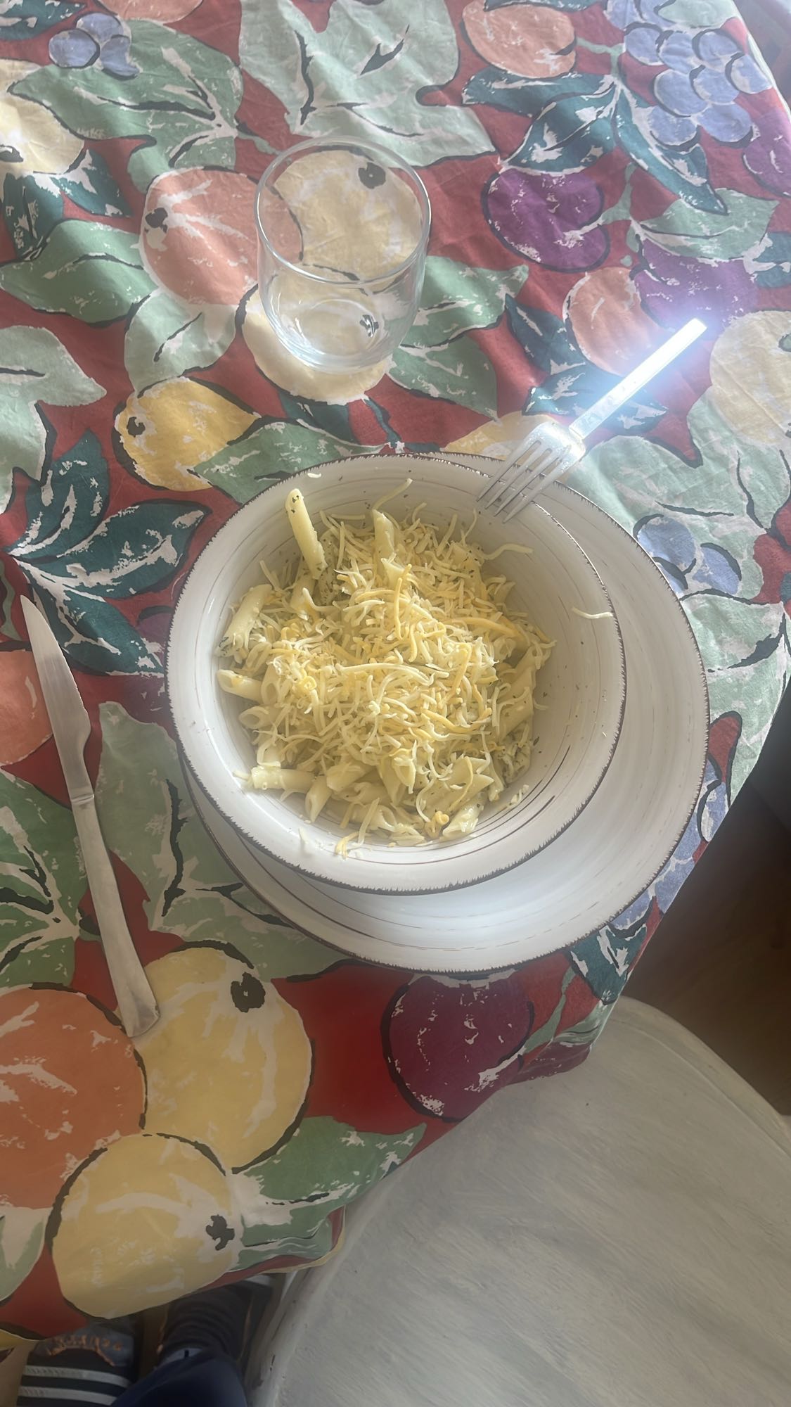 pasta con queso rallado
