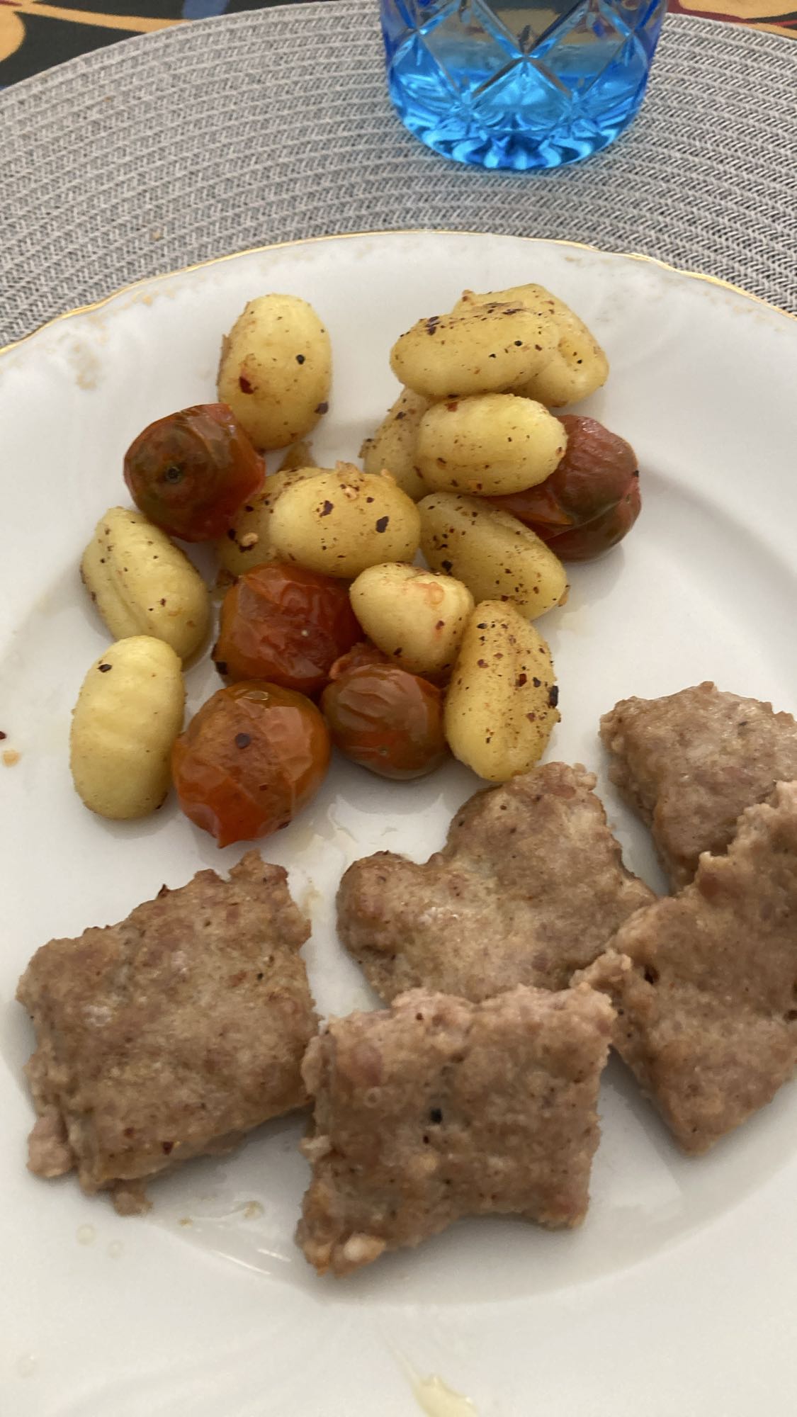 Gnocchi med köttbitar