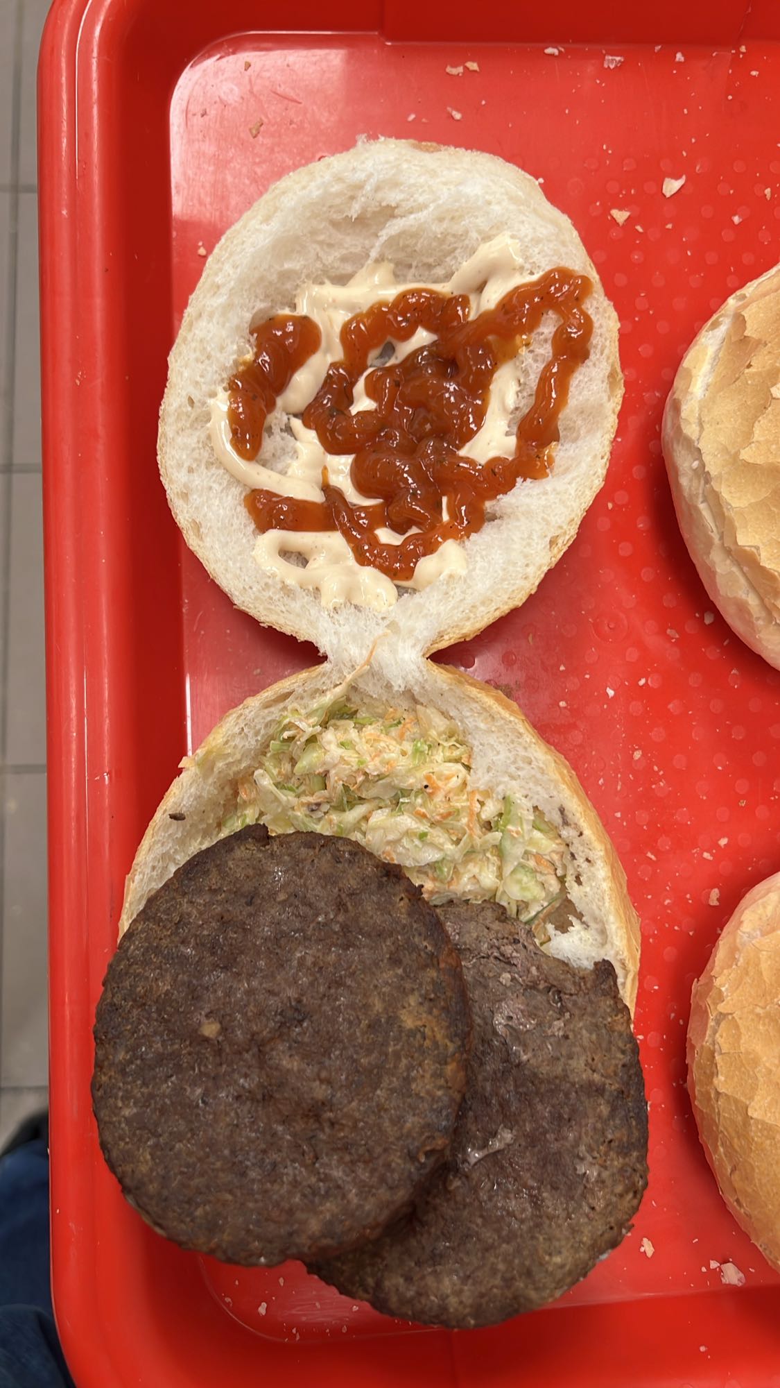 Burger cu două chiftele