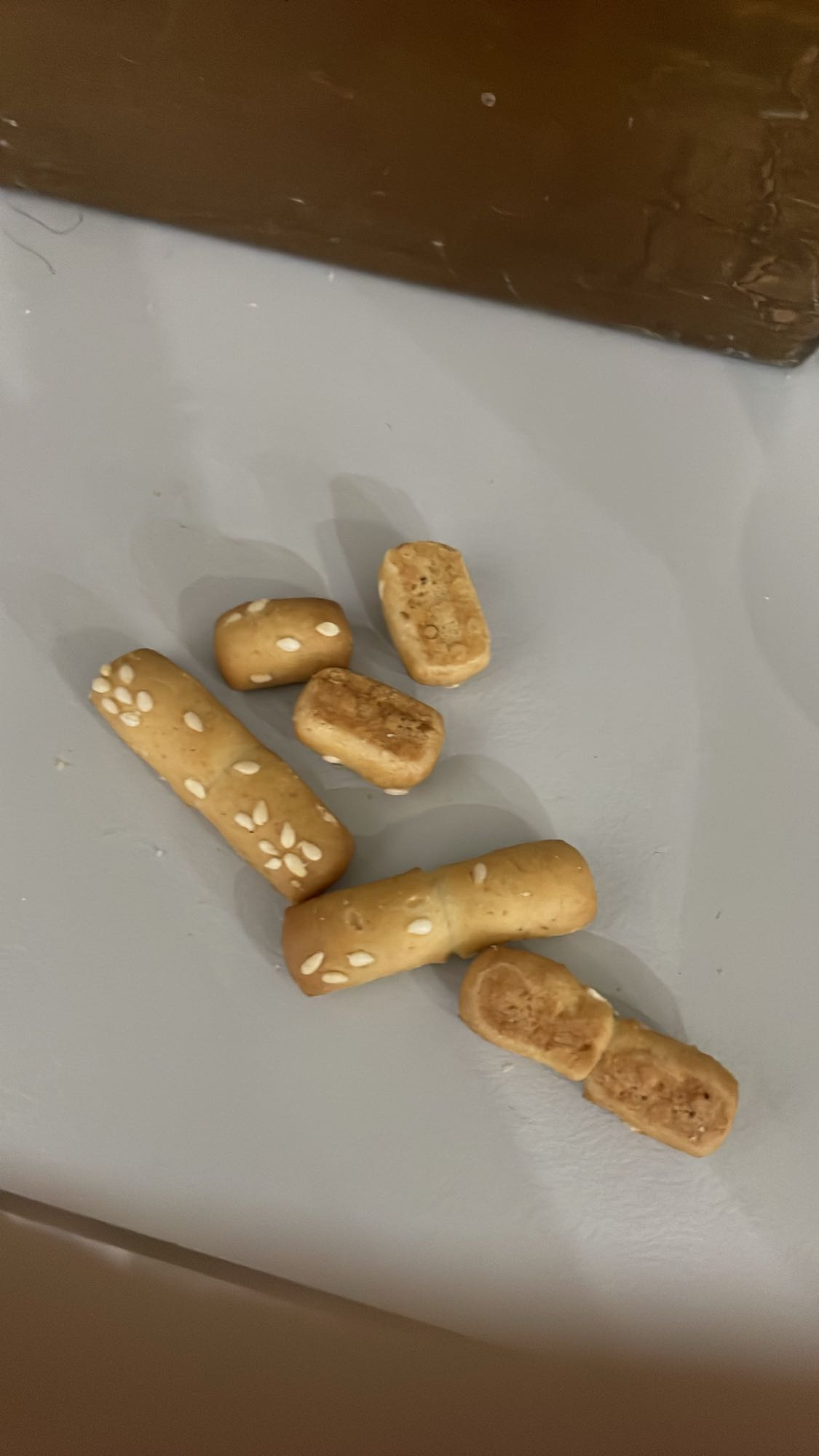 Sesame breadsticks