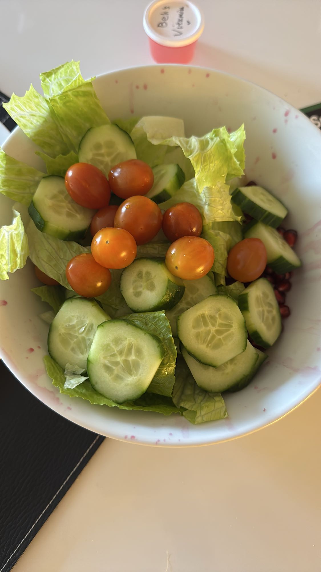 Grönsallad med tomat & gurka