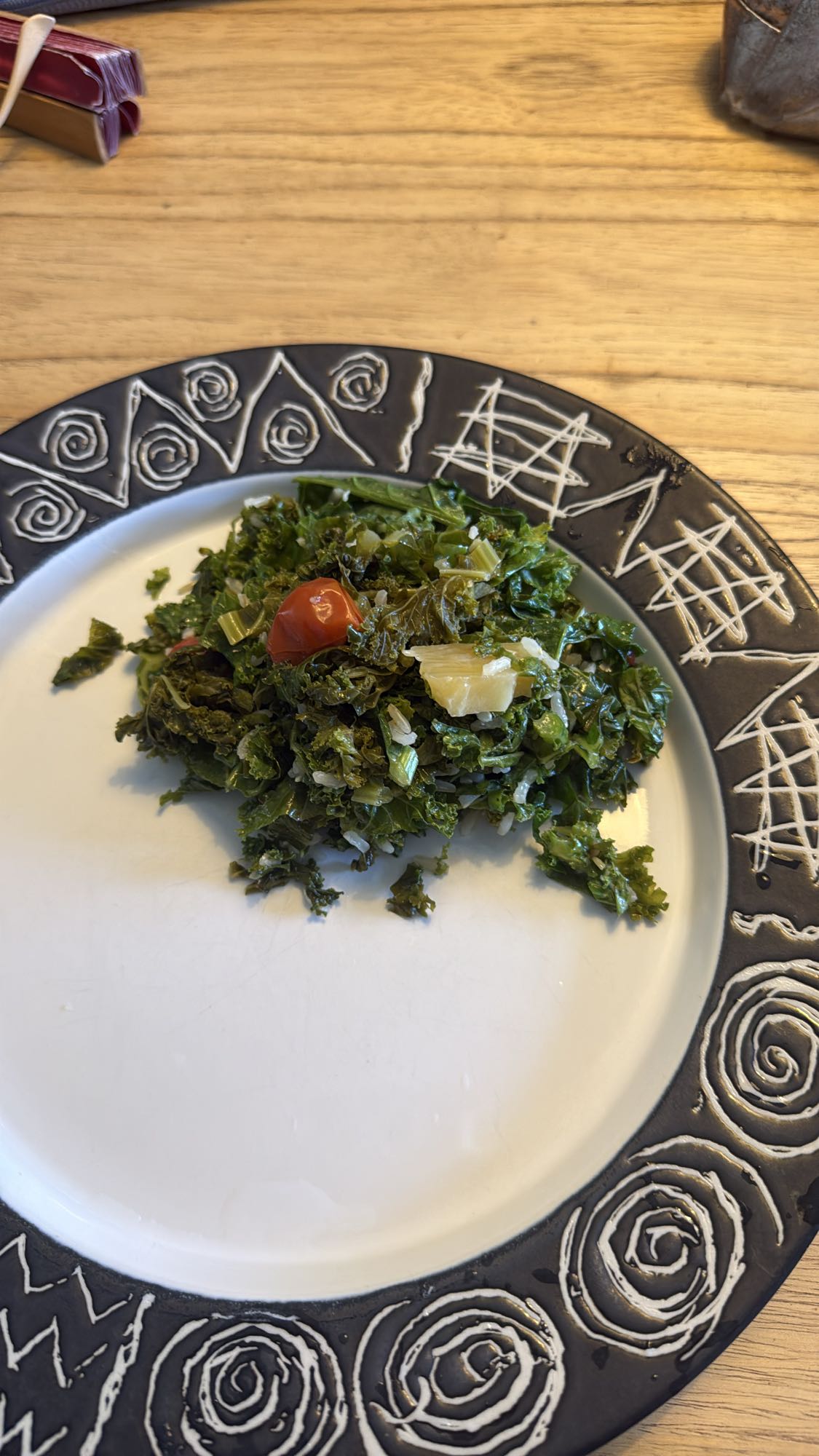 salteado de kale y verduras