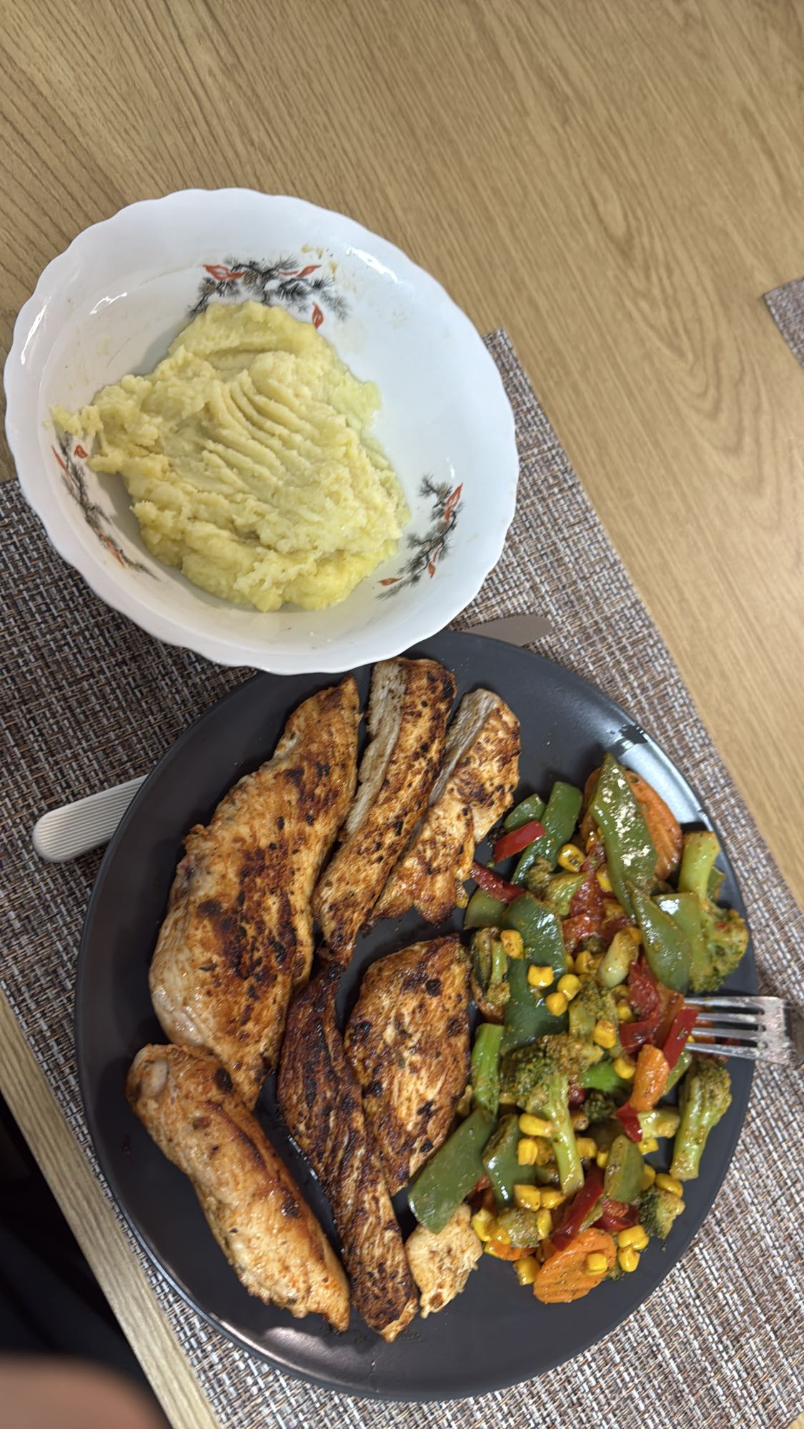 Grilled Chicken with Veggies