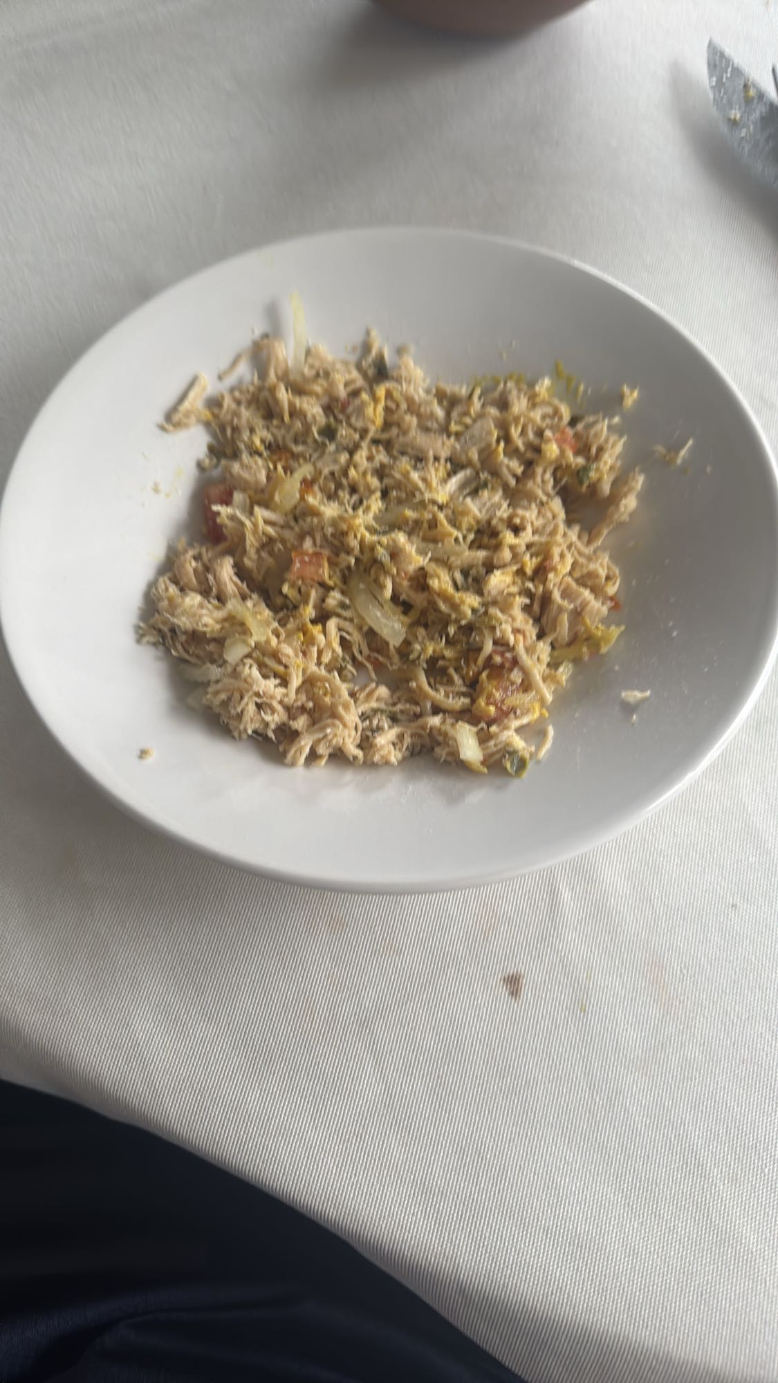 Frango desfiado com legumes