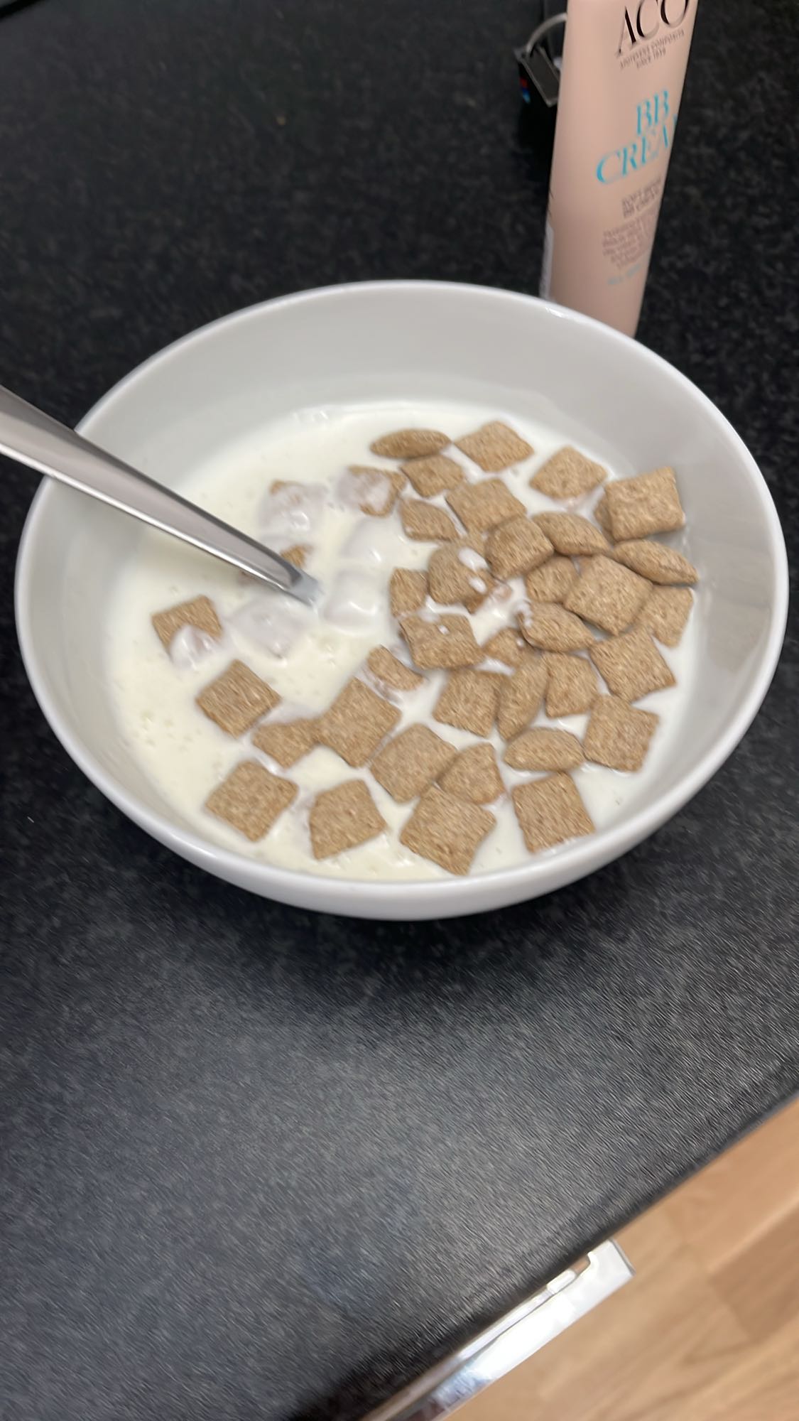 Mjölk med kuddflingor