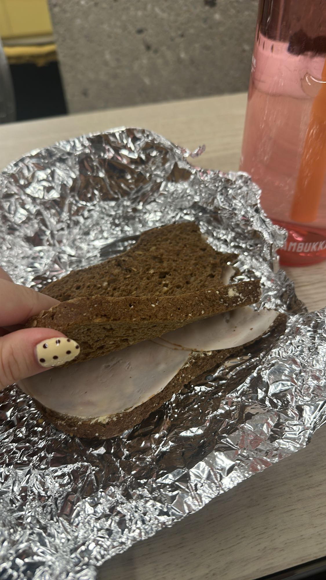 Volkoren broodje kipfilet