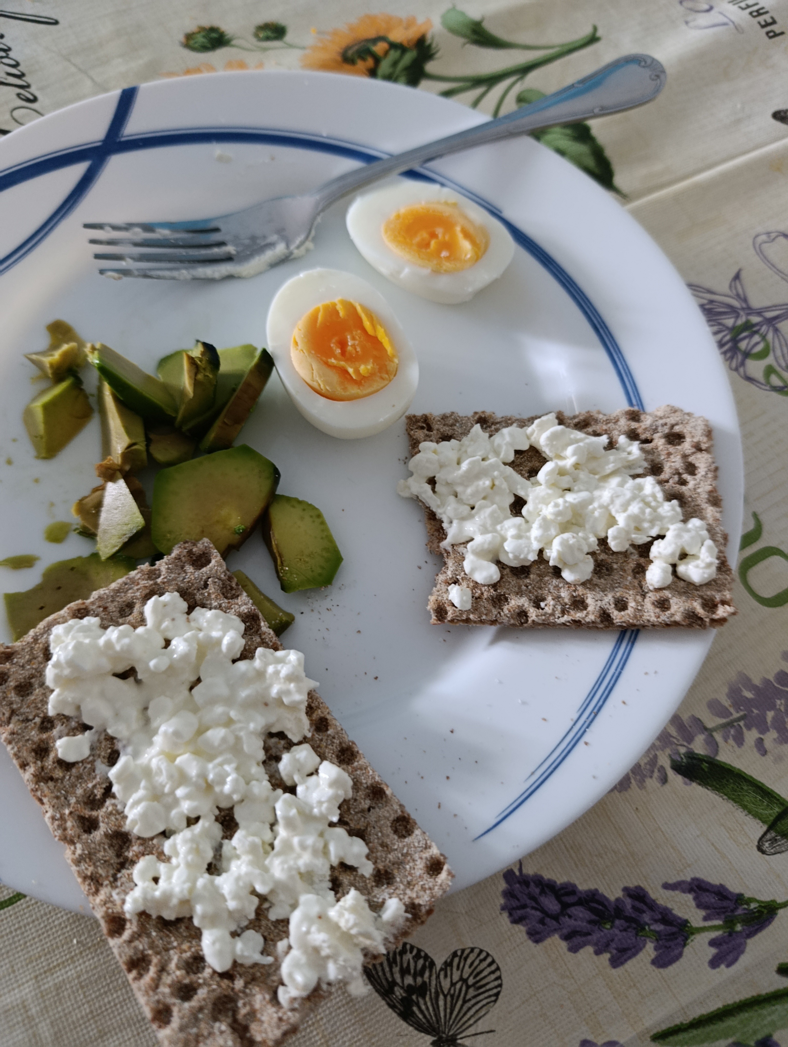 Desayuno saludable con huevo