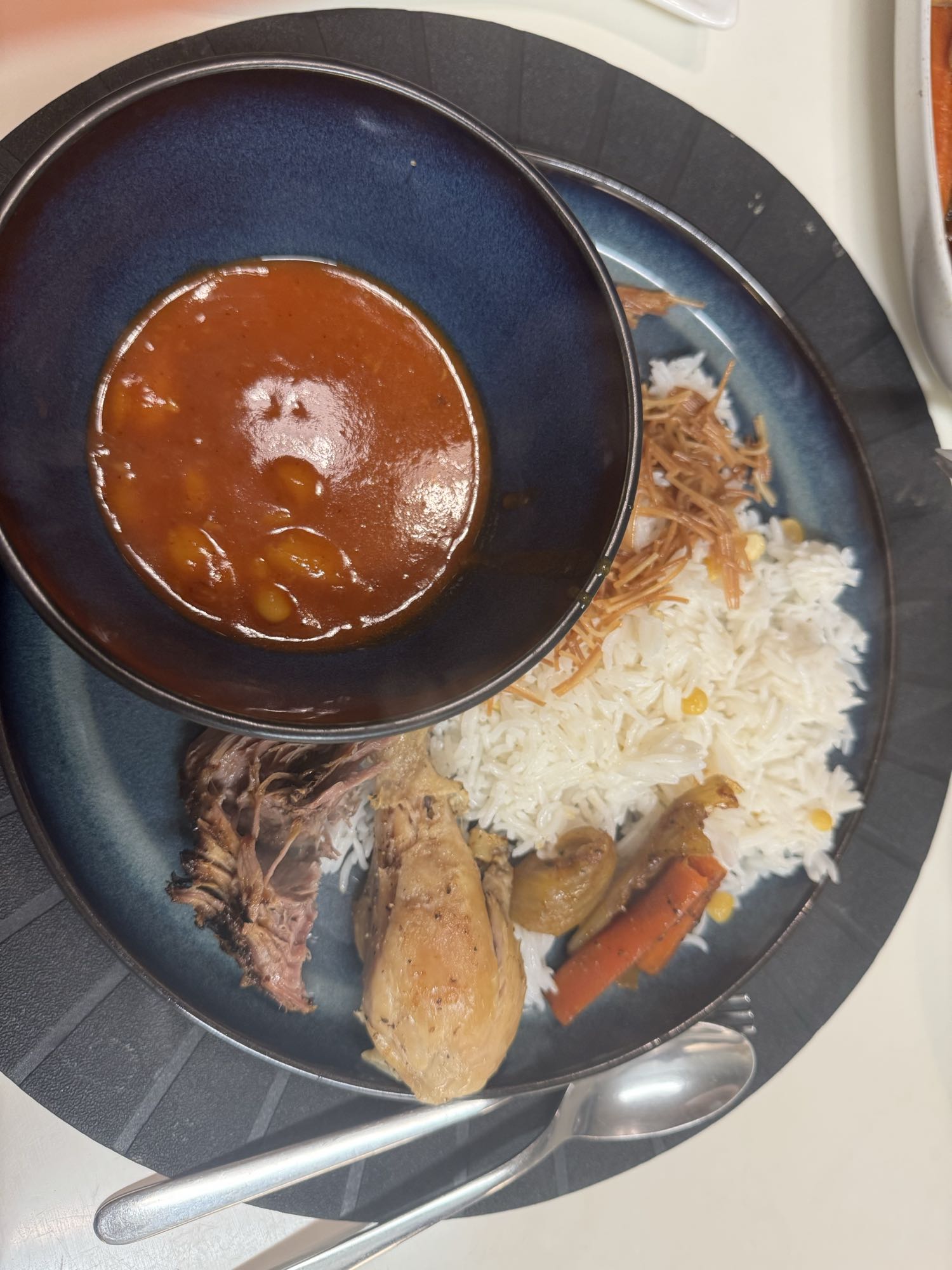 Kyckling med ris och bönsås