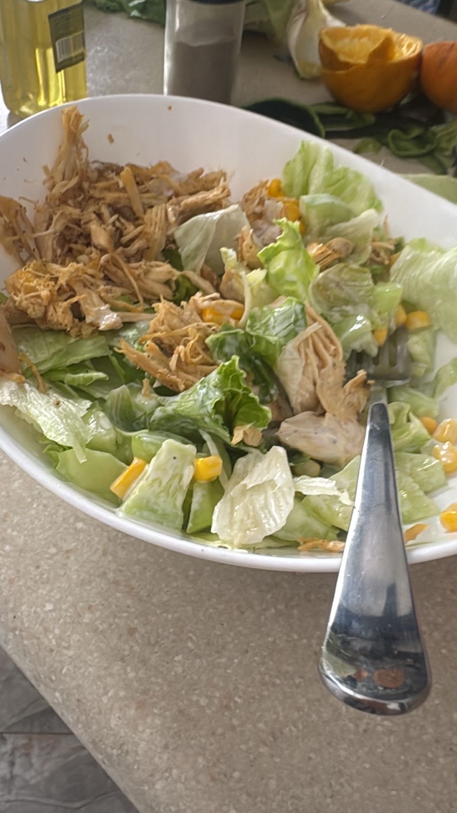Ensalada de pollo y maíz