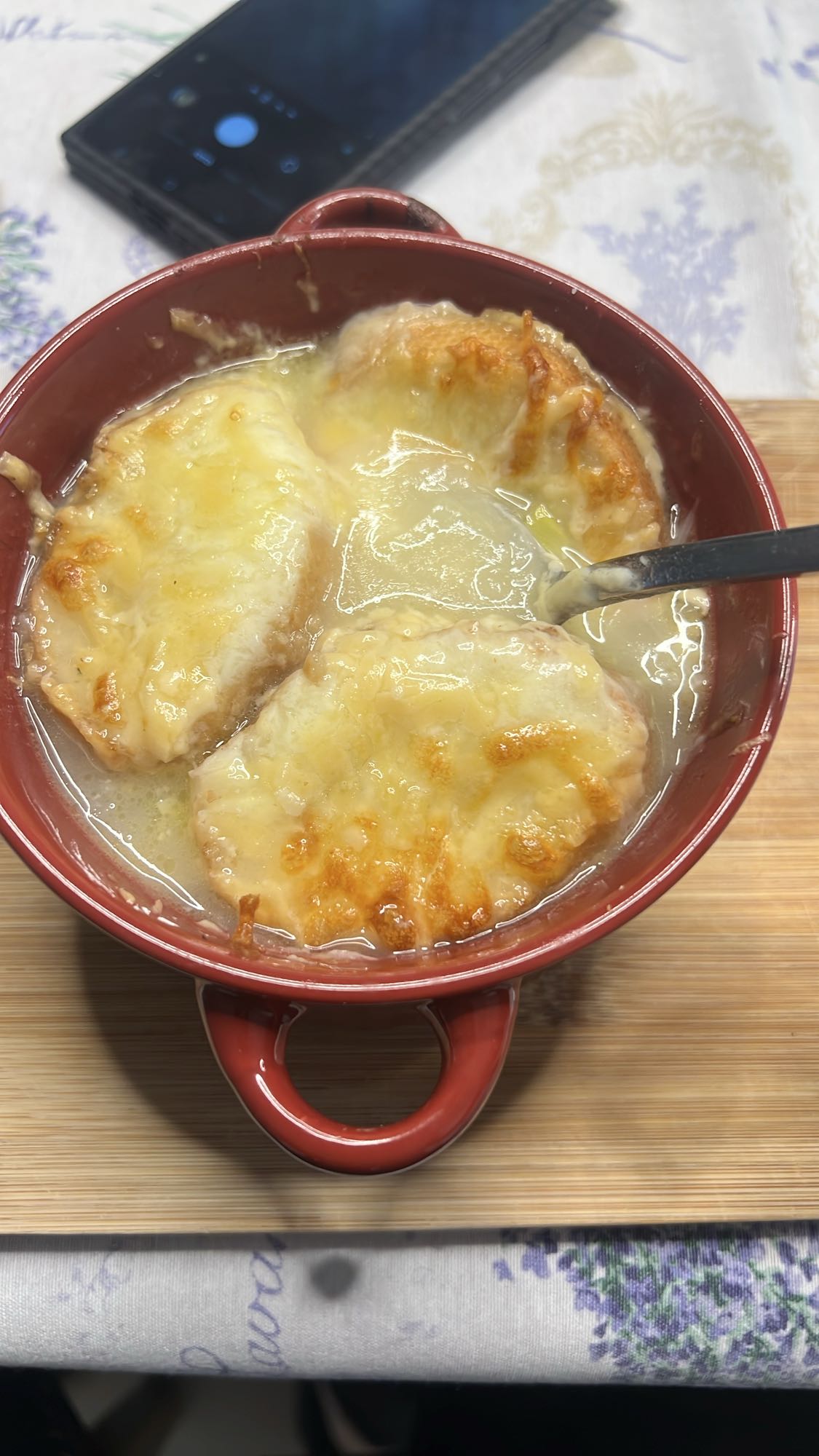 Supa de ceapa frantuzeasca