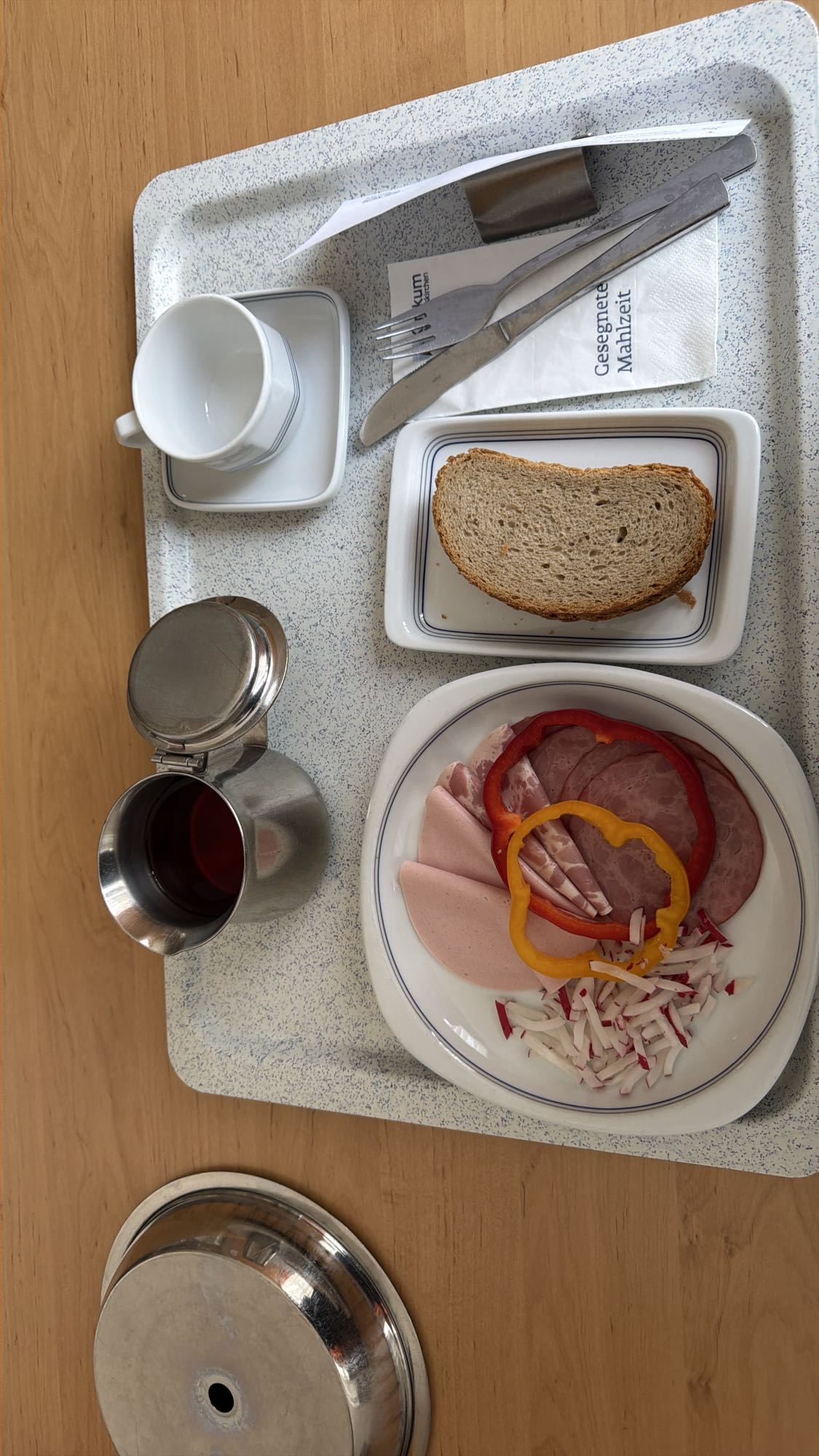 Brot mit Aufschnitt