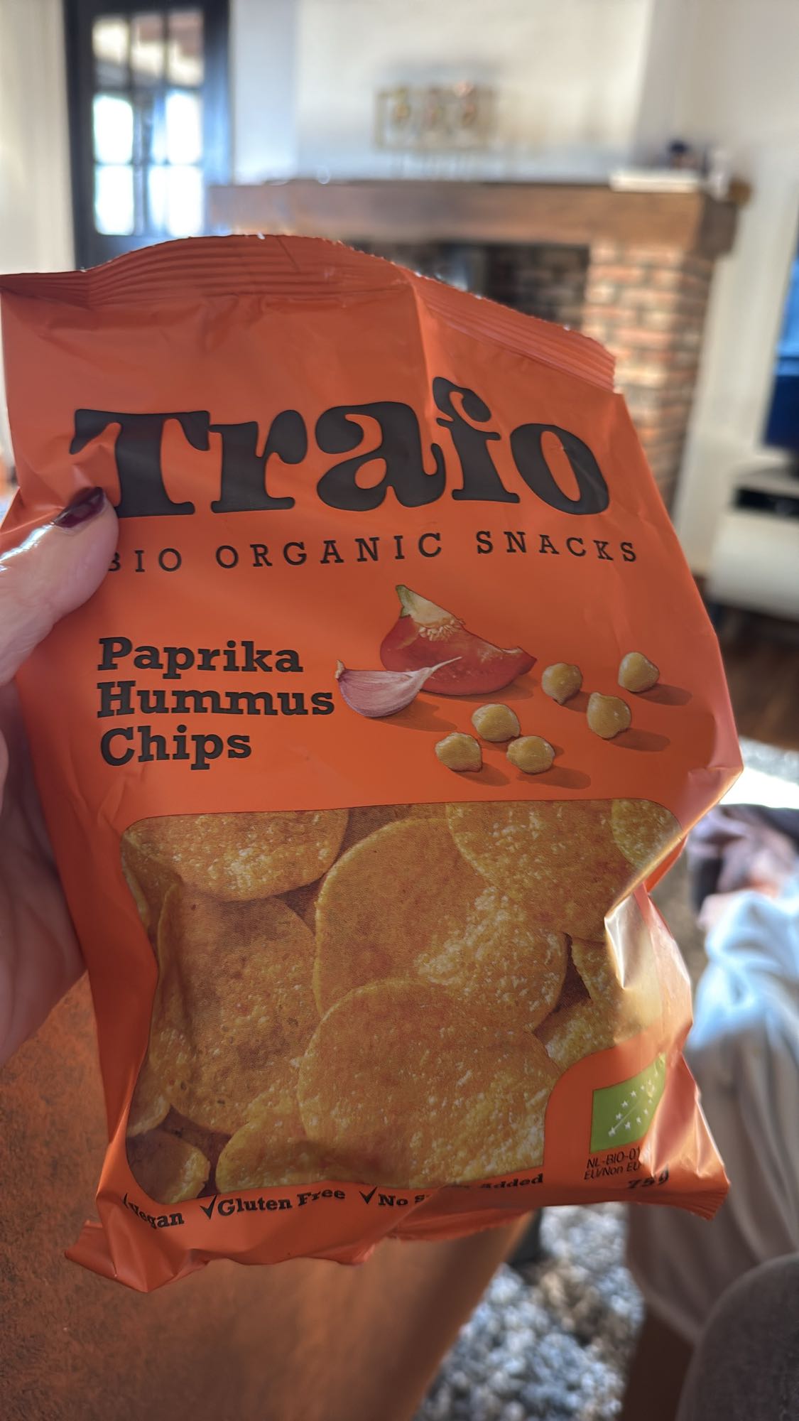 Paprika hummus chips