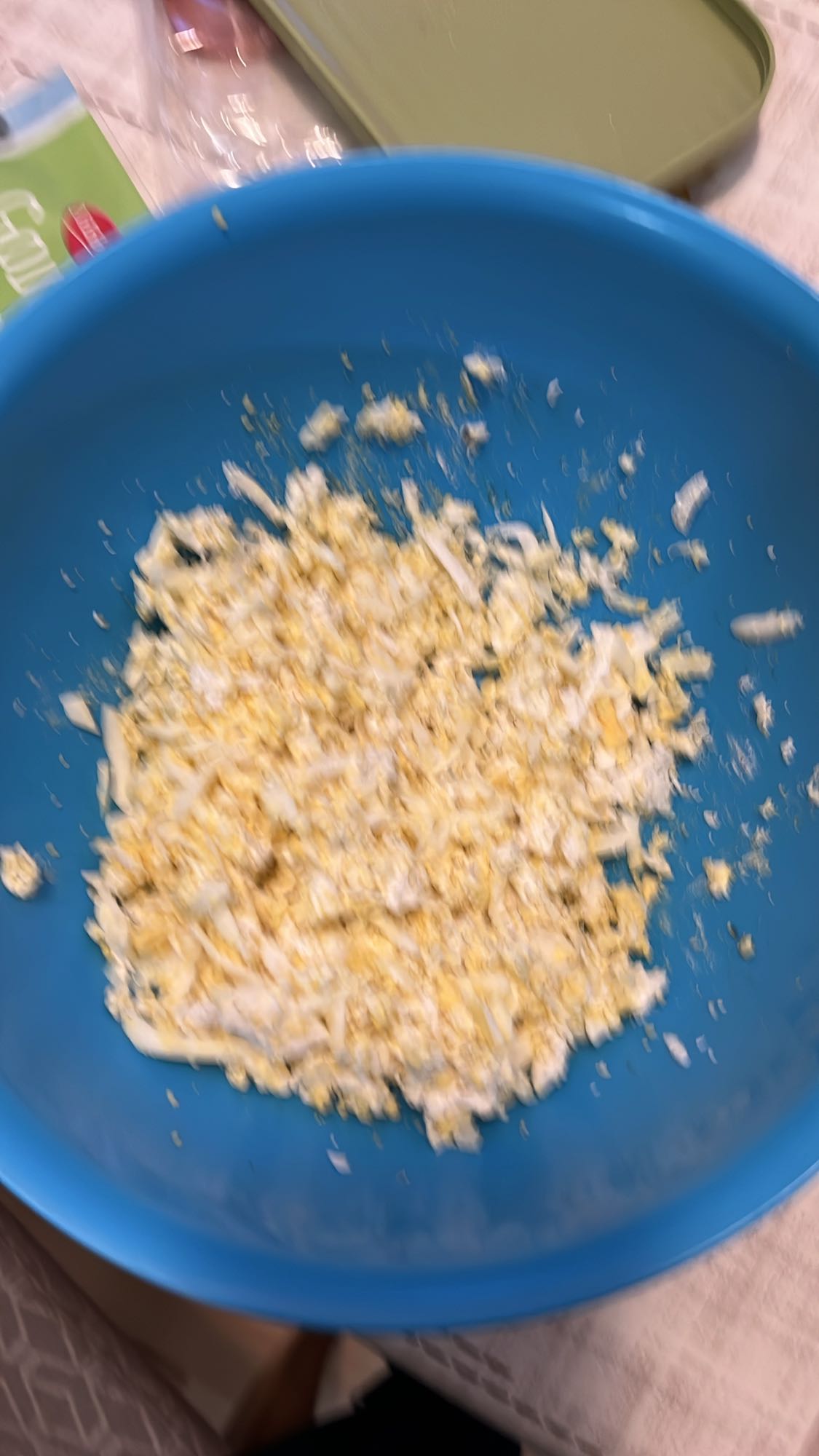 Яйца с кашкавал