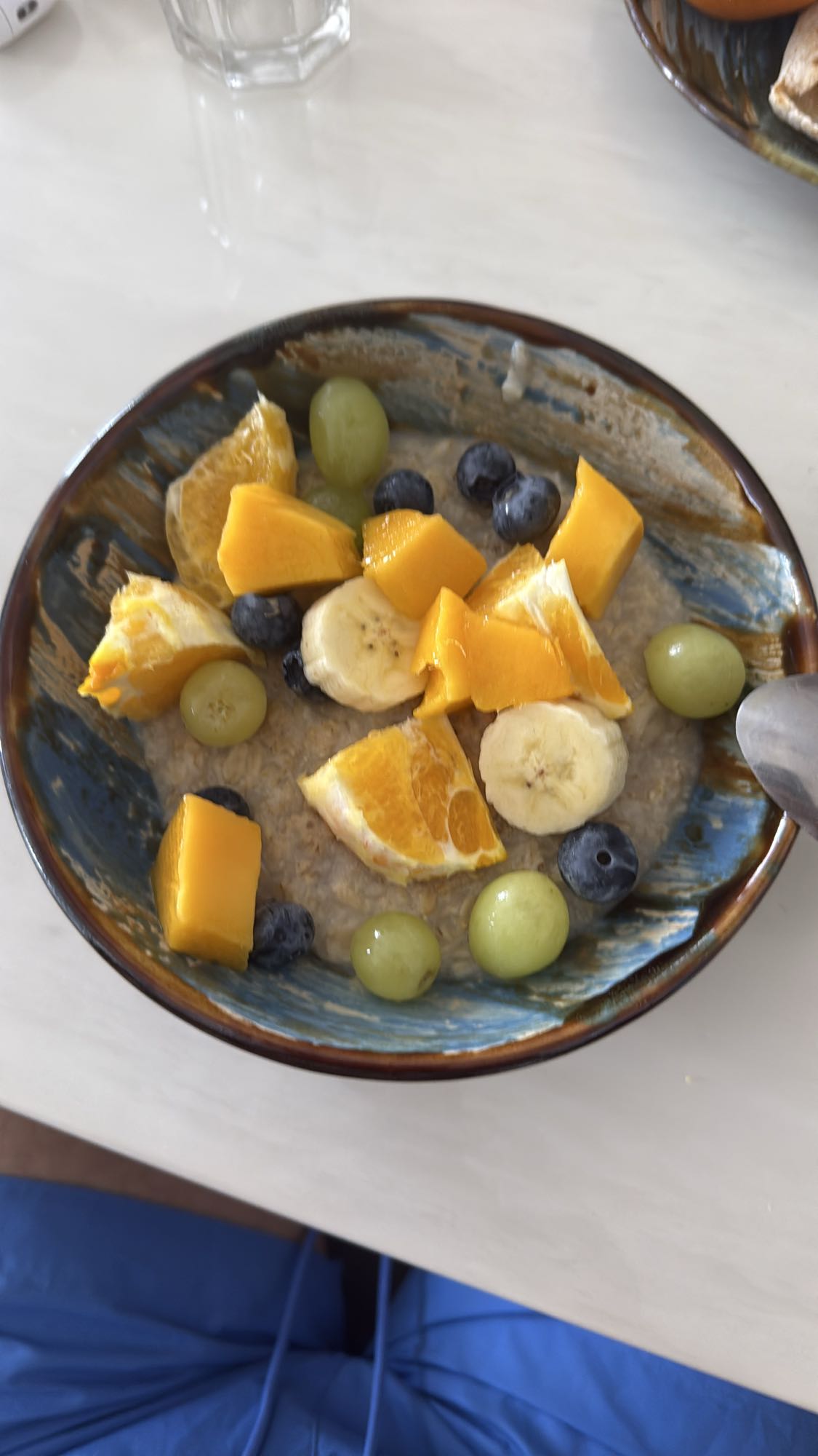 овсянка с фруктами