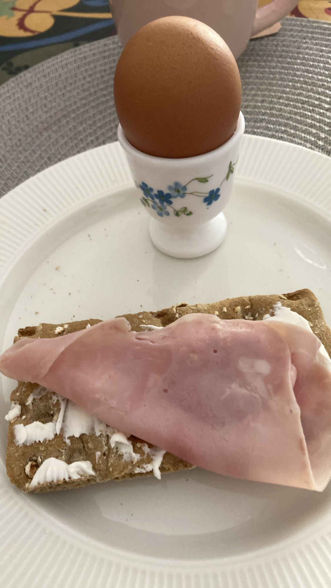 Ägg och skinkmacka