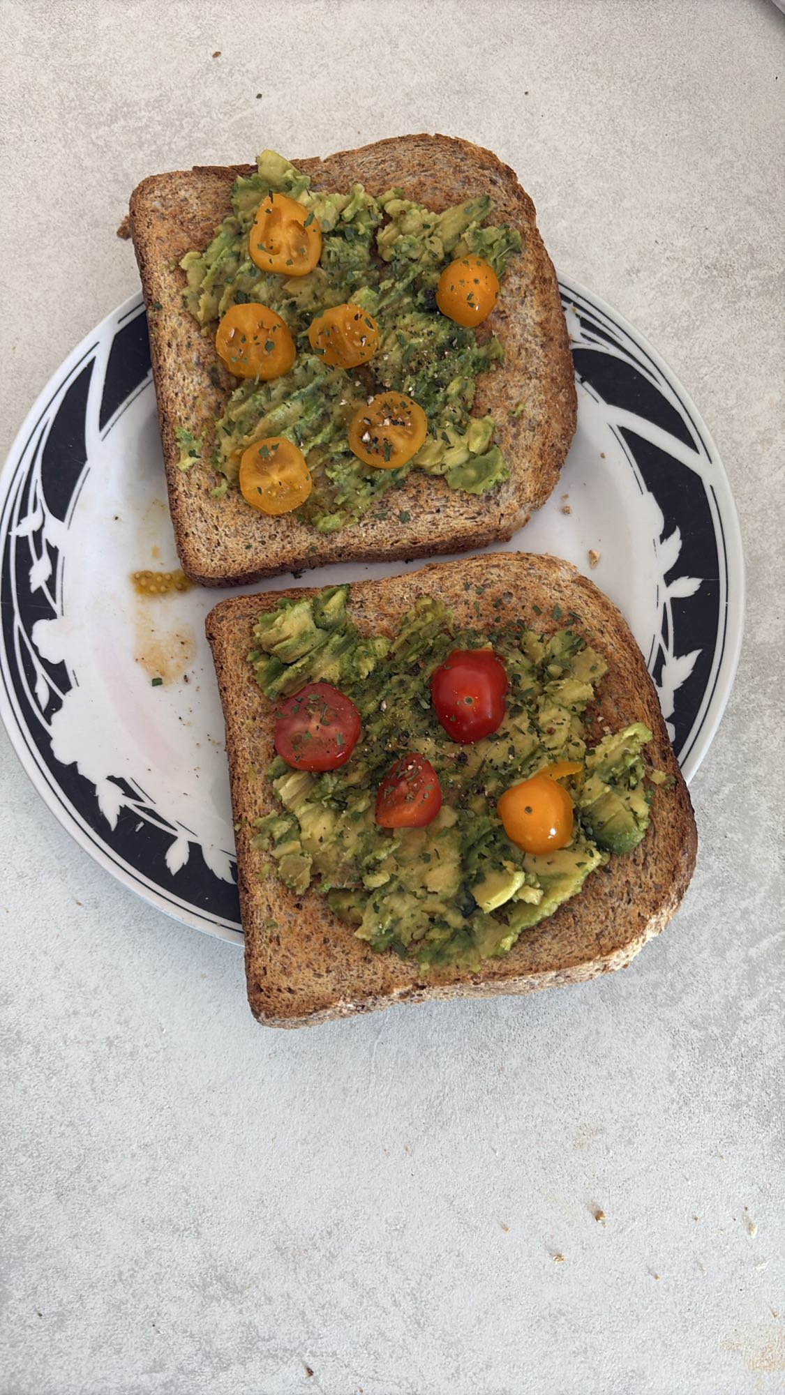 Tartines avocat tomate