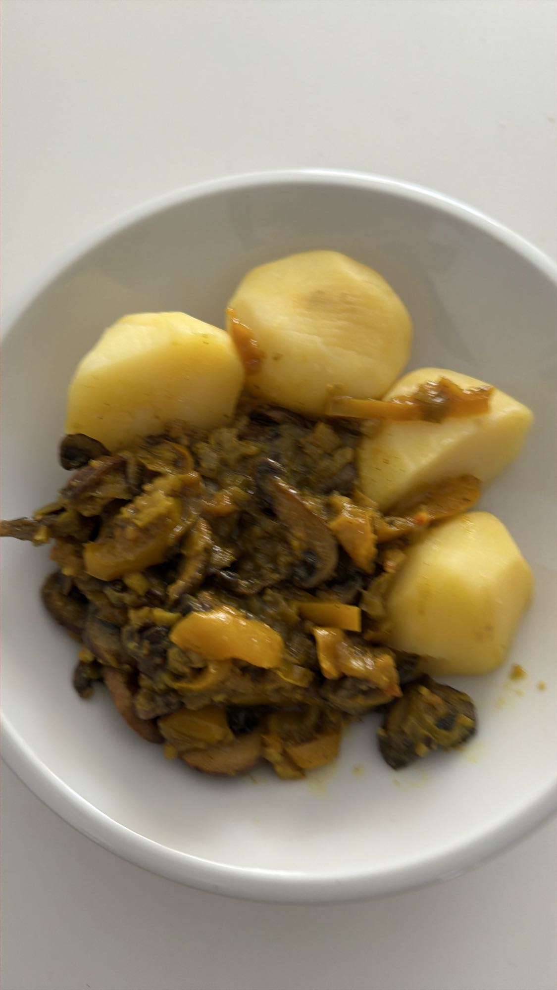 Kartoffeln mit Pilzgemüse