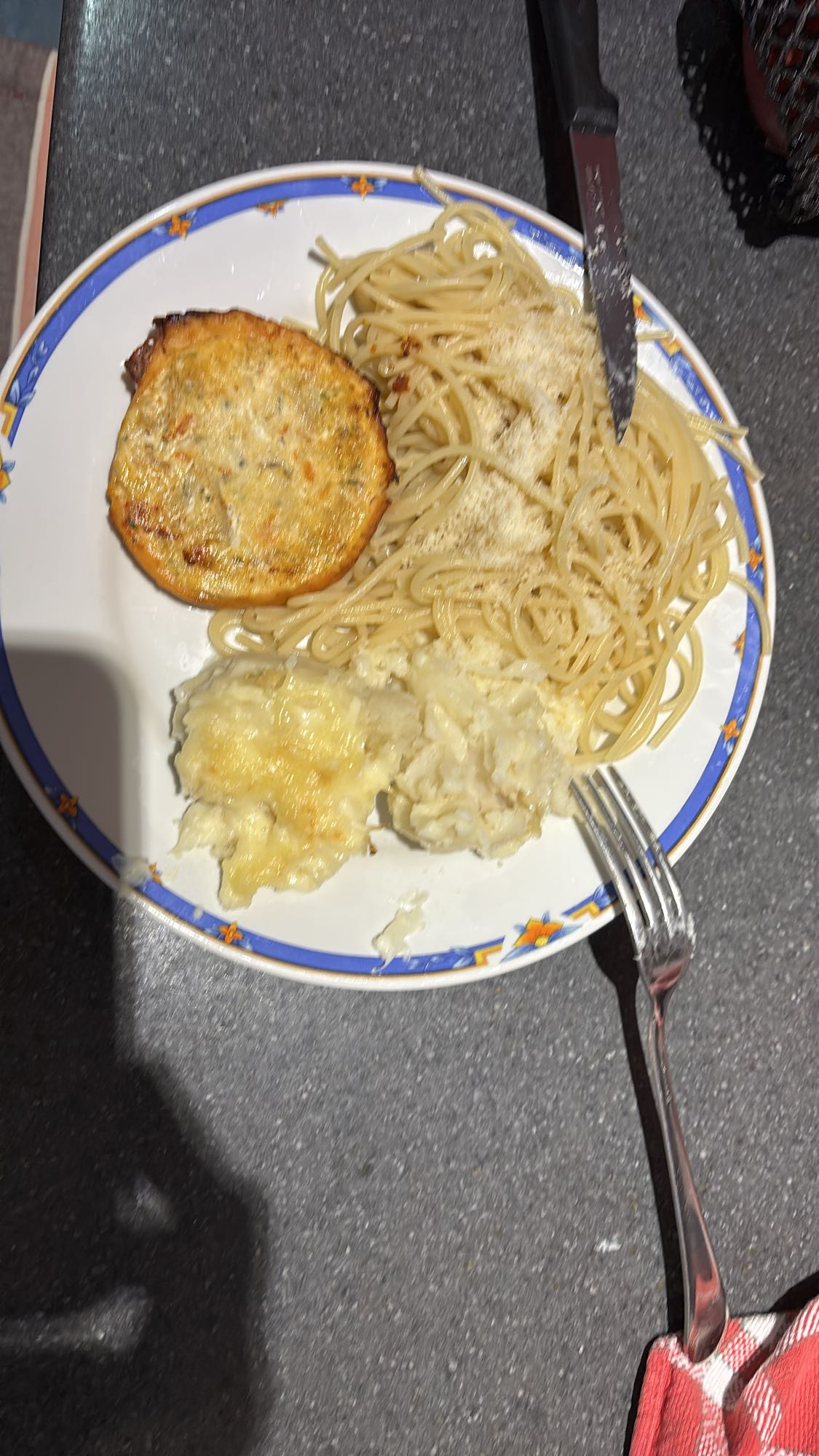 Gratin, pâtes et galette
