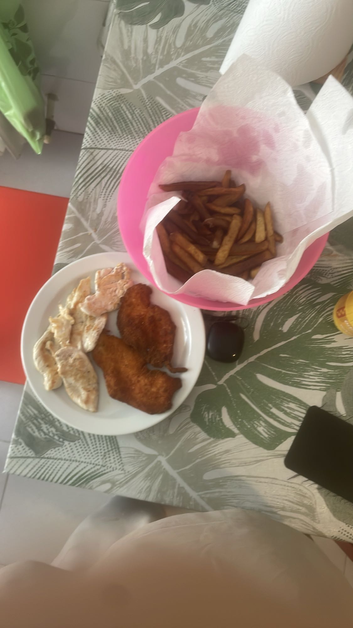 Chicken and Fries Plate