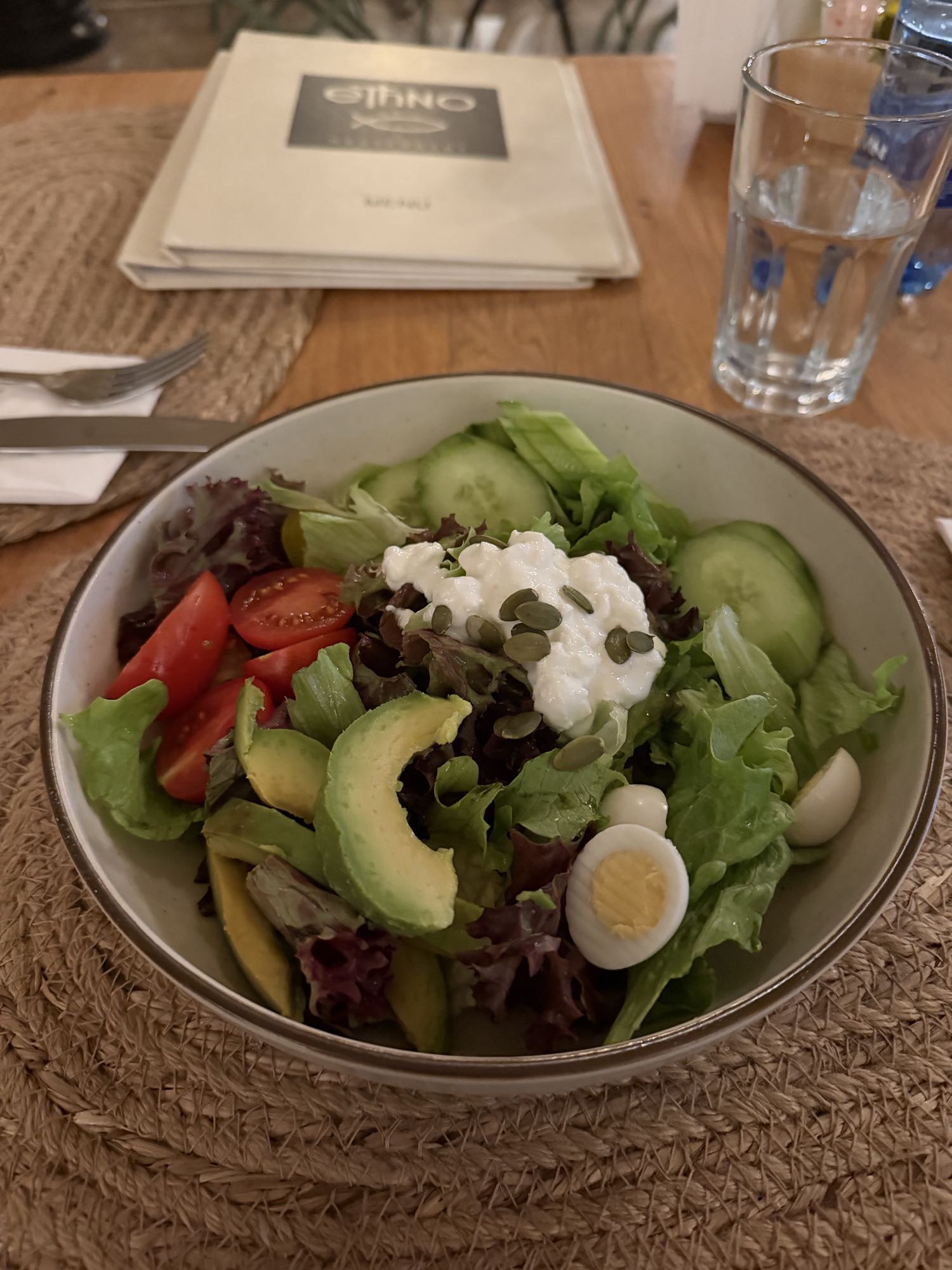 Avokado Yumurta Salatası