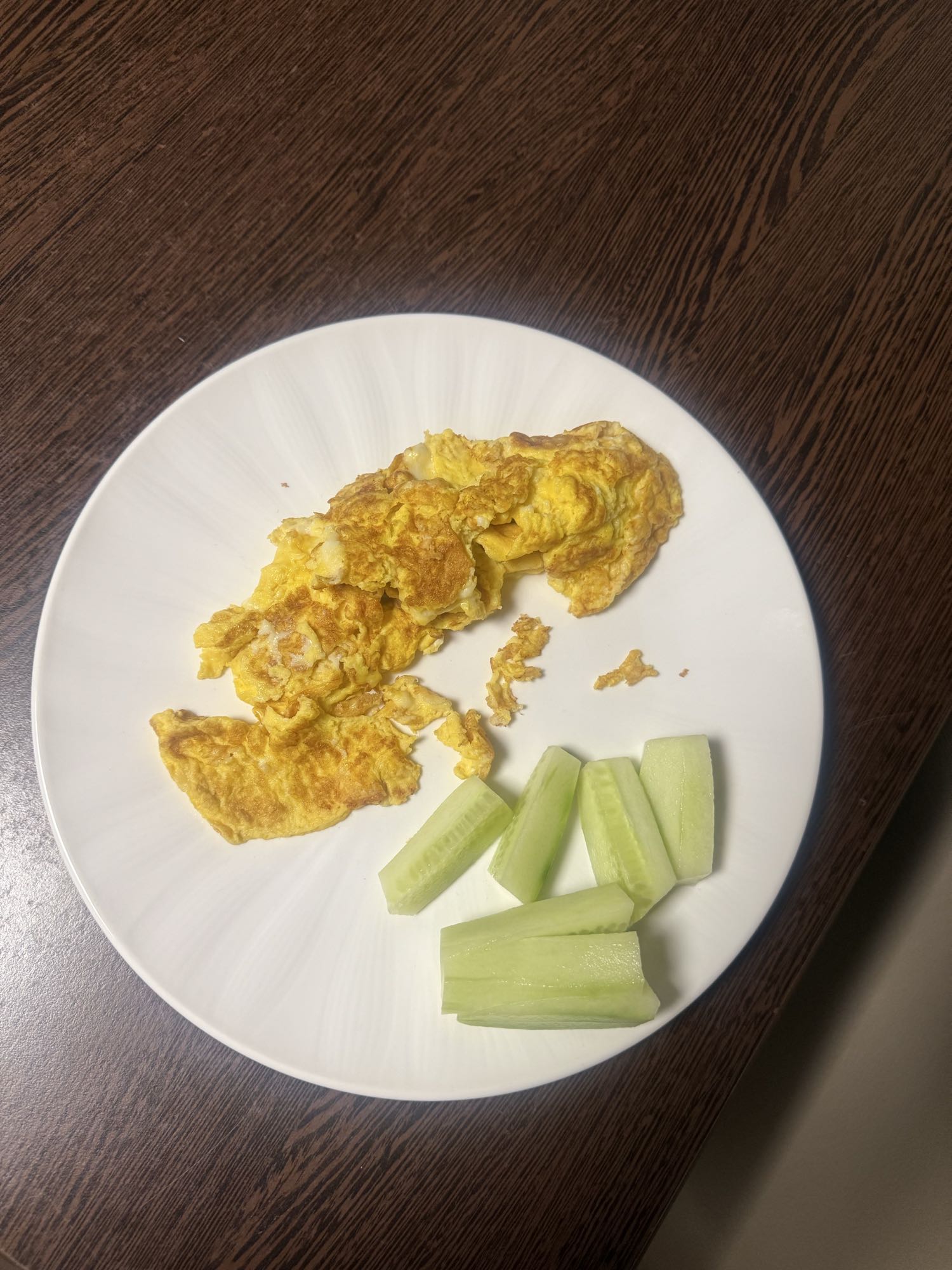 Omletă cu castraveți