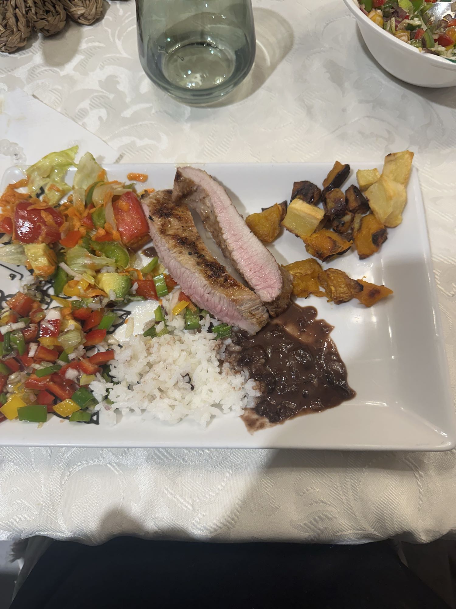 Plato mixto con carne