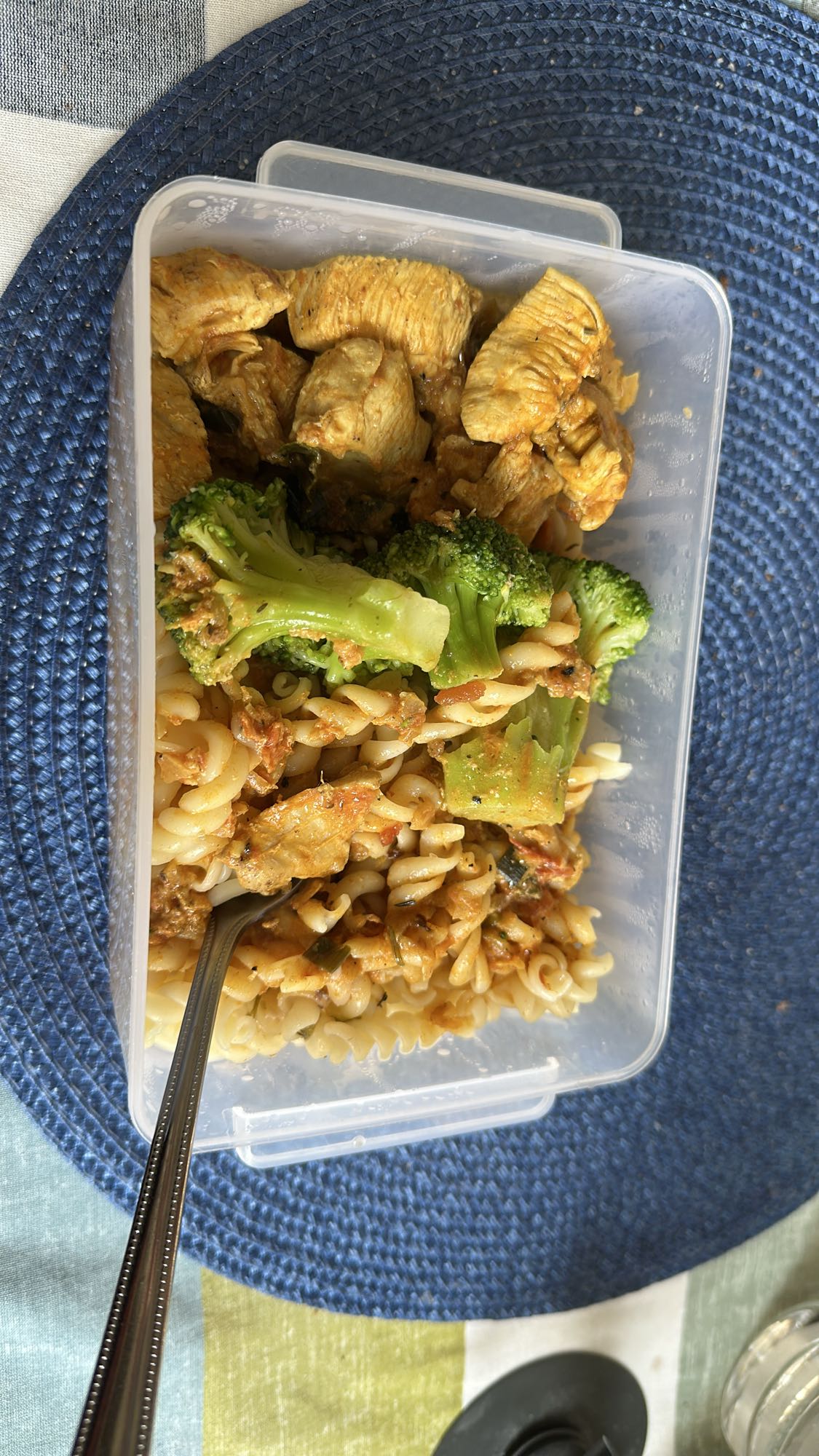 Kycklingpasta med broccoli
